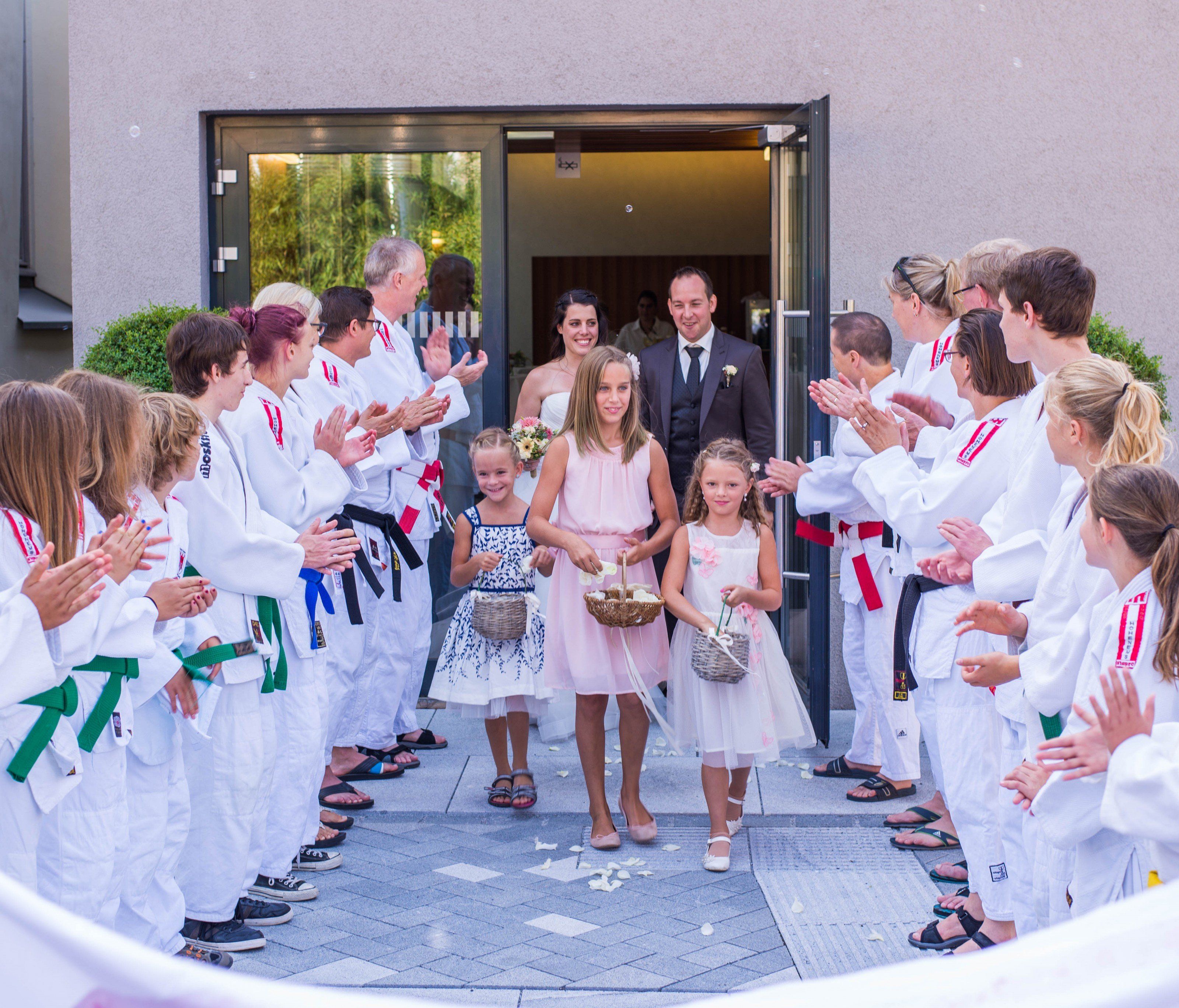 Claudia Waibel(Greussing) mit Udo Waibel und Judo-Kollegen Claudia Waibel(Greussing) mit Udo Waibel und Judo-Kollegen