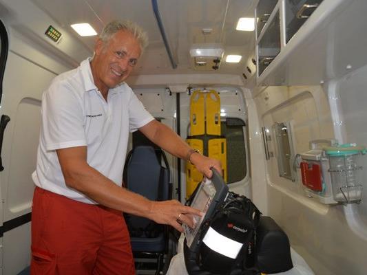 Roland Gozzi beendet nach 40 Jahren im Dienst seine freiwillige Tätigkeit als Rettungssanitäter.