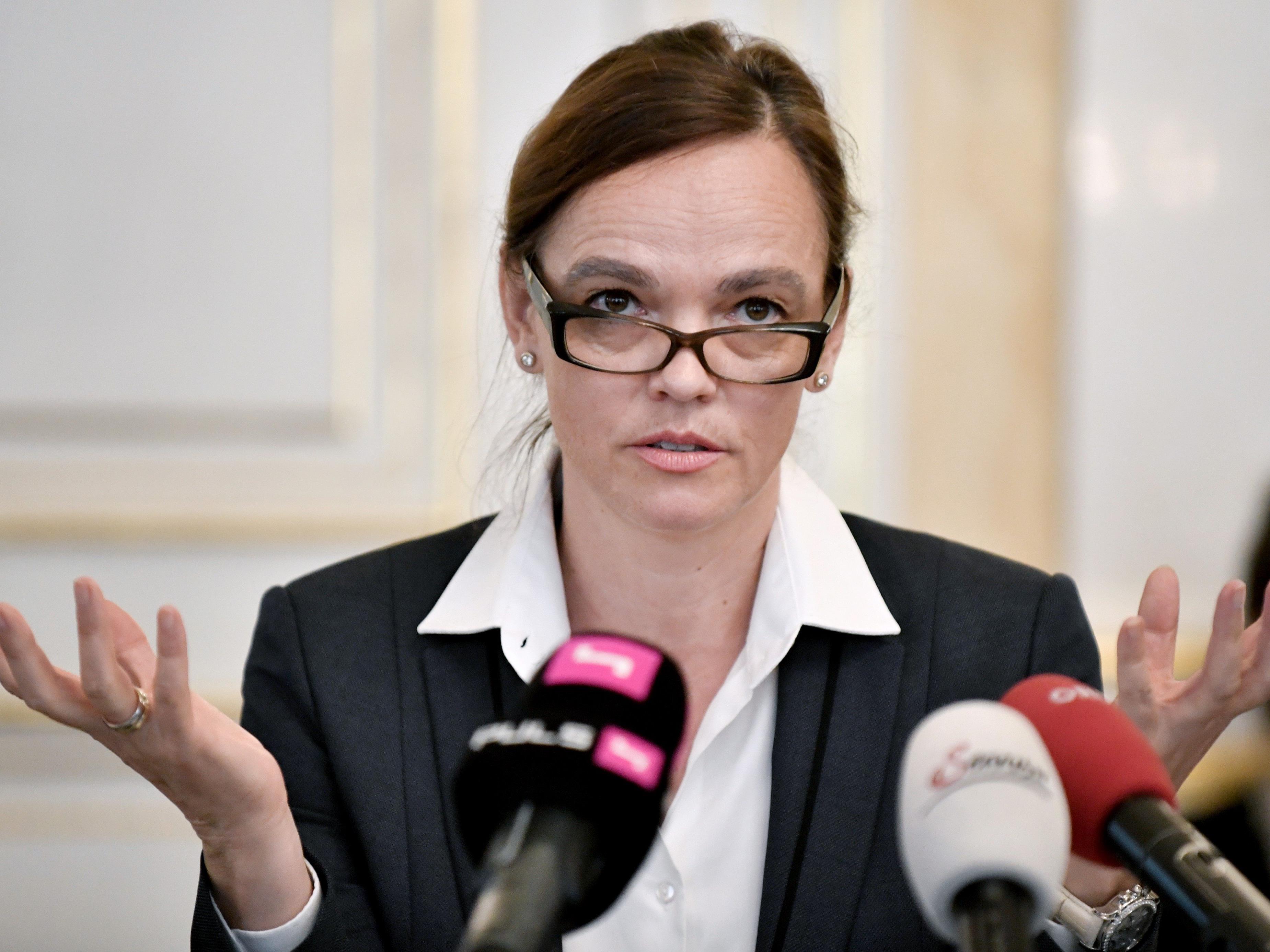Bildungsministerin Sonja Hammerschmid will Personalautonomie für die Schulen.