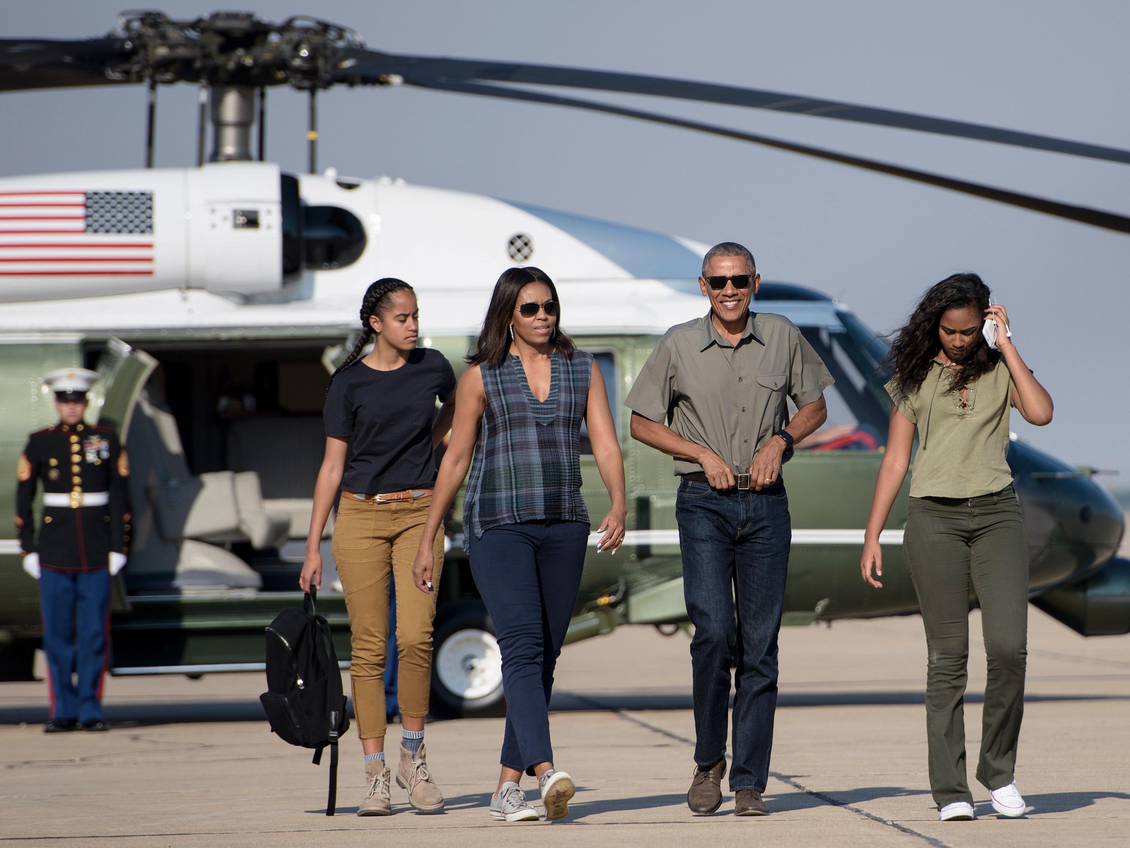 Familie Obama muss bald aus dem Weißen Haus ausziehen. Familie Obama muss bald aus dem Weißen Haus ausziehen.