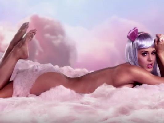 "California Gurls" - Sängerin Katy Perry. "California Gurls" - Sängerin Katy Perry.