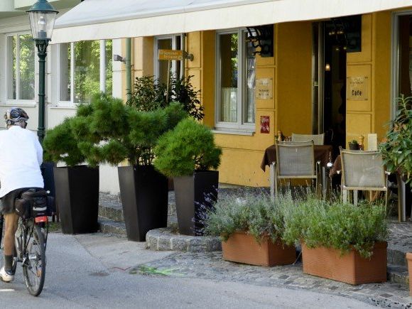 In dieser Hotelbar in Mödling kam es zum Messerangriff In dieser Hotelbar in Mödling kam es zum Messerangriff