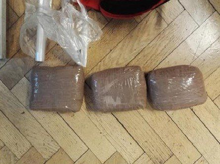 Der mutmaßliche Dealer hat sich bisher nicht geäußert. Der mutmaßliche Dealer hat sich bisher nicht geäußert.