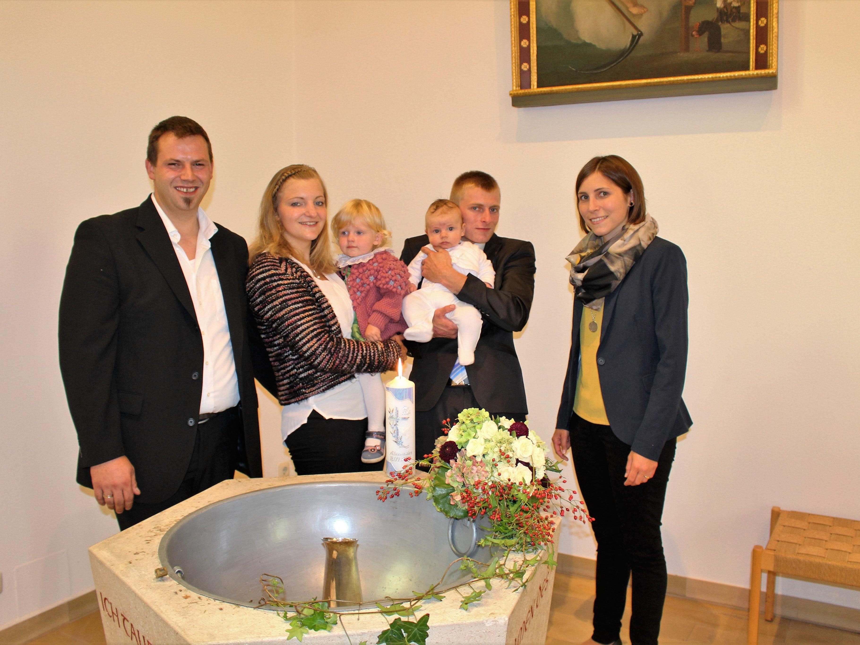 Das Team von meiningen.vol.at gratuliert Alexander zur Taufe.