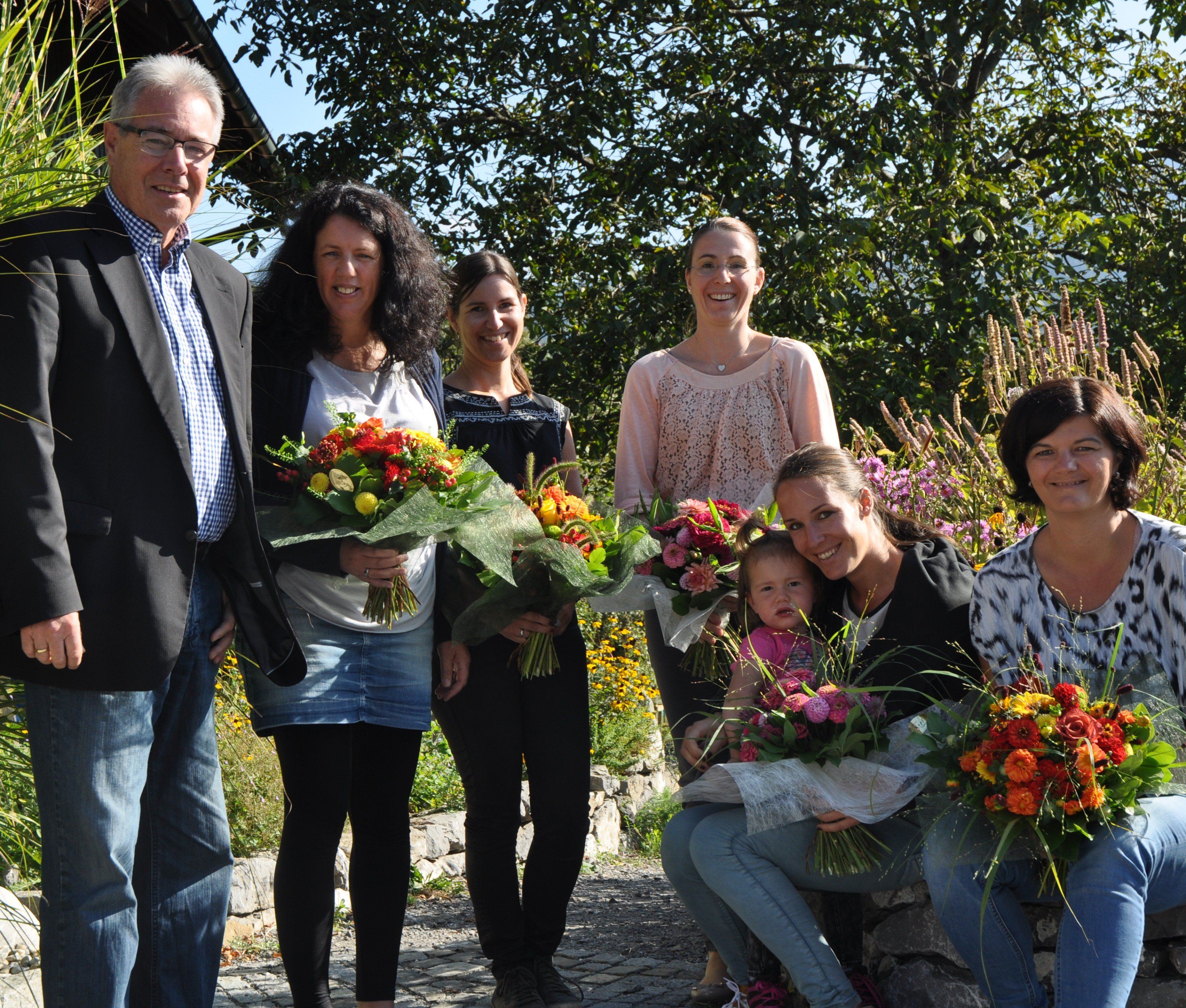 Bürgermeister Helmut Lampert bedankte sich bei den Kursleitern, die knapp 50 Ferienaktionen organisierten. Bürgermeister Helmut Lampert bedankte sich bei den Kursleitern, die knapp 50 Ferienaktionen organisierten.