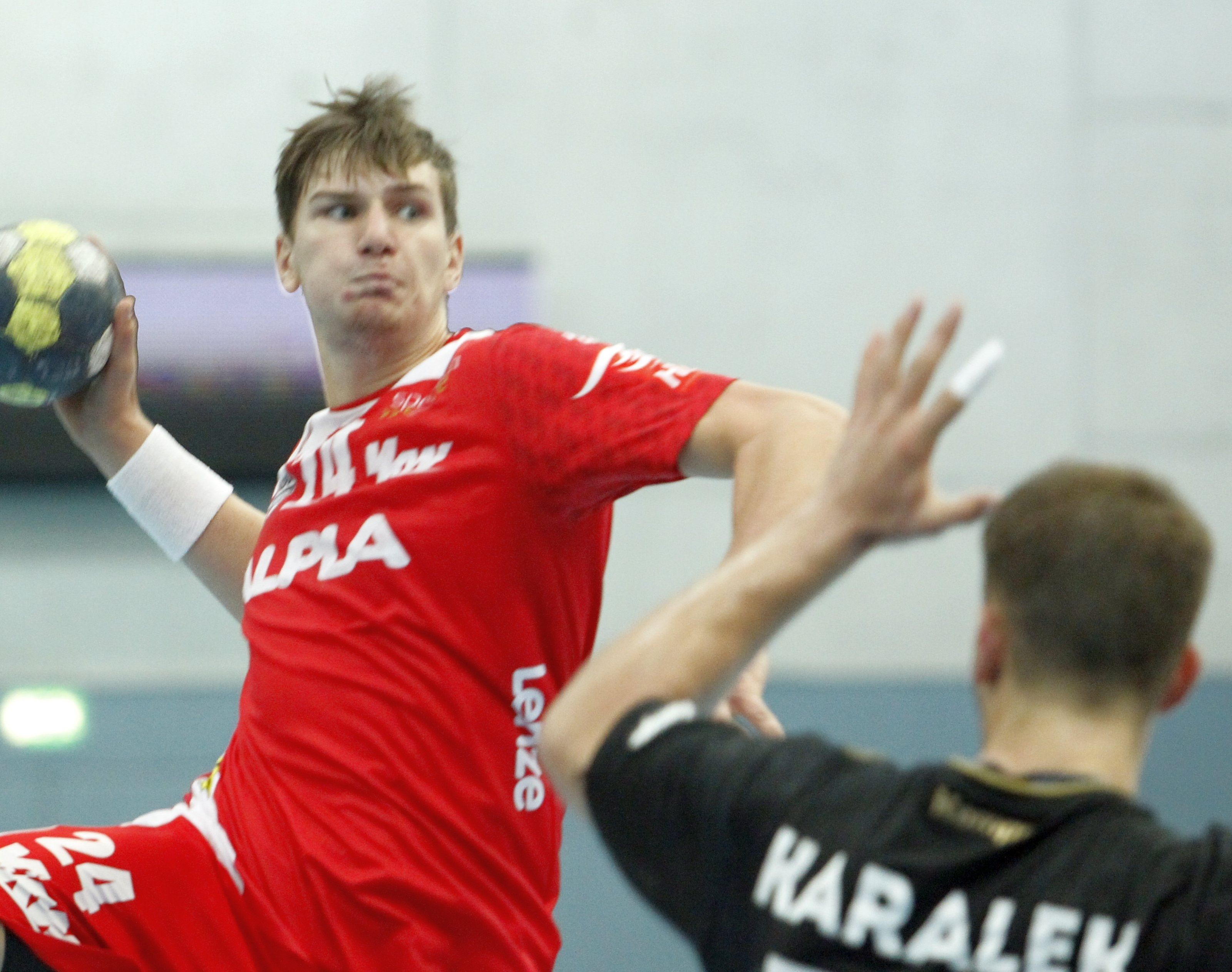 Der erst 21-jährige Daniel Dicker erzielte gegen die Weißrussen vier Tore. Der erst 21-jährige Daniel Dicker erzielte gegen die Weißrussen vier Tore.