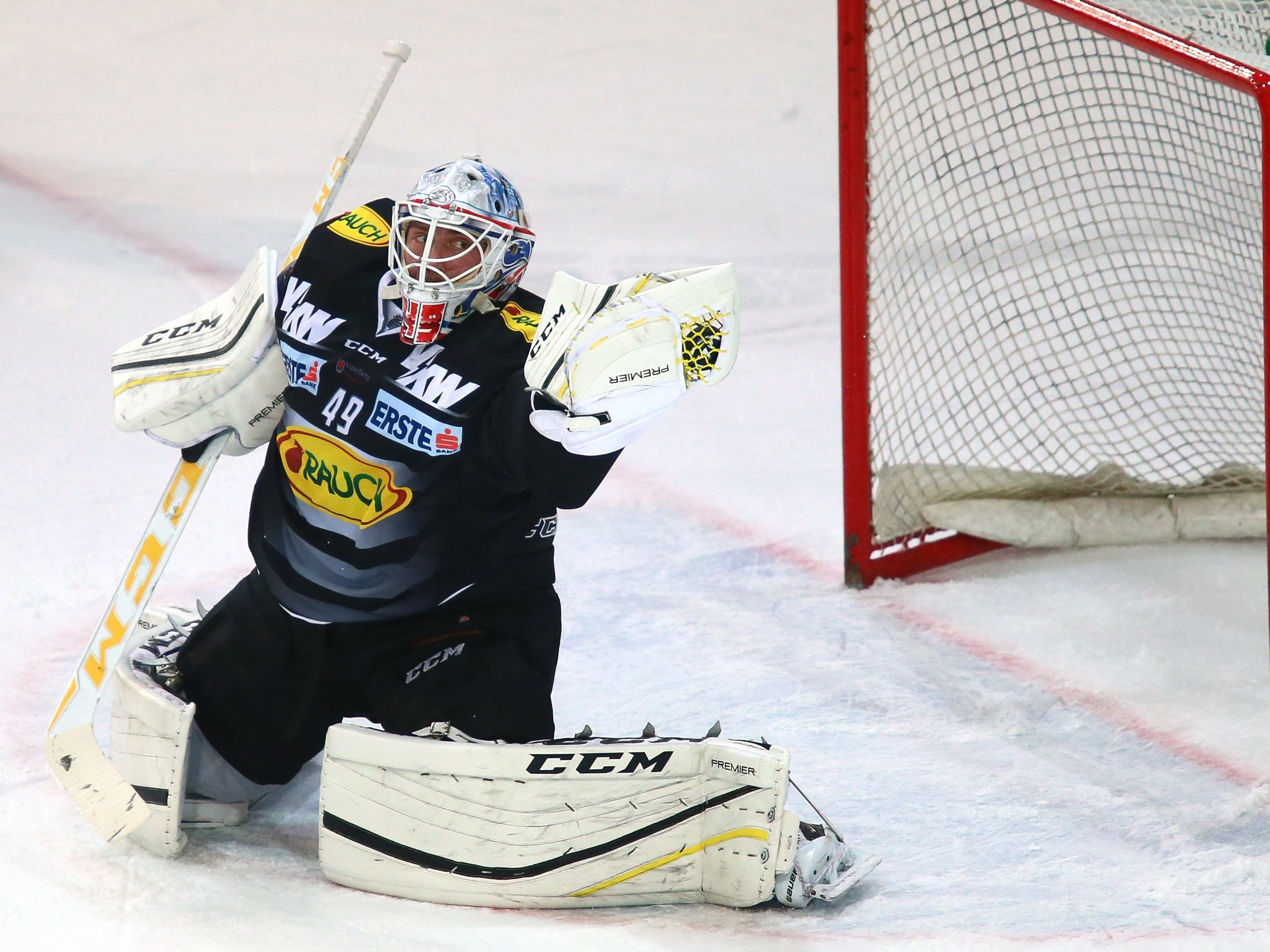 Torhüter Hardy zeigte in Bozen eine starke Leistung. Torhüter Hardy zeigte in Bozen eine starke Leistung.