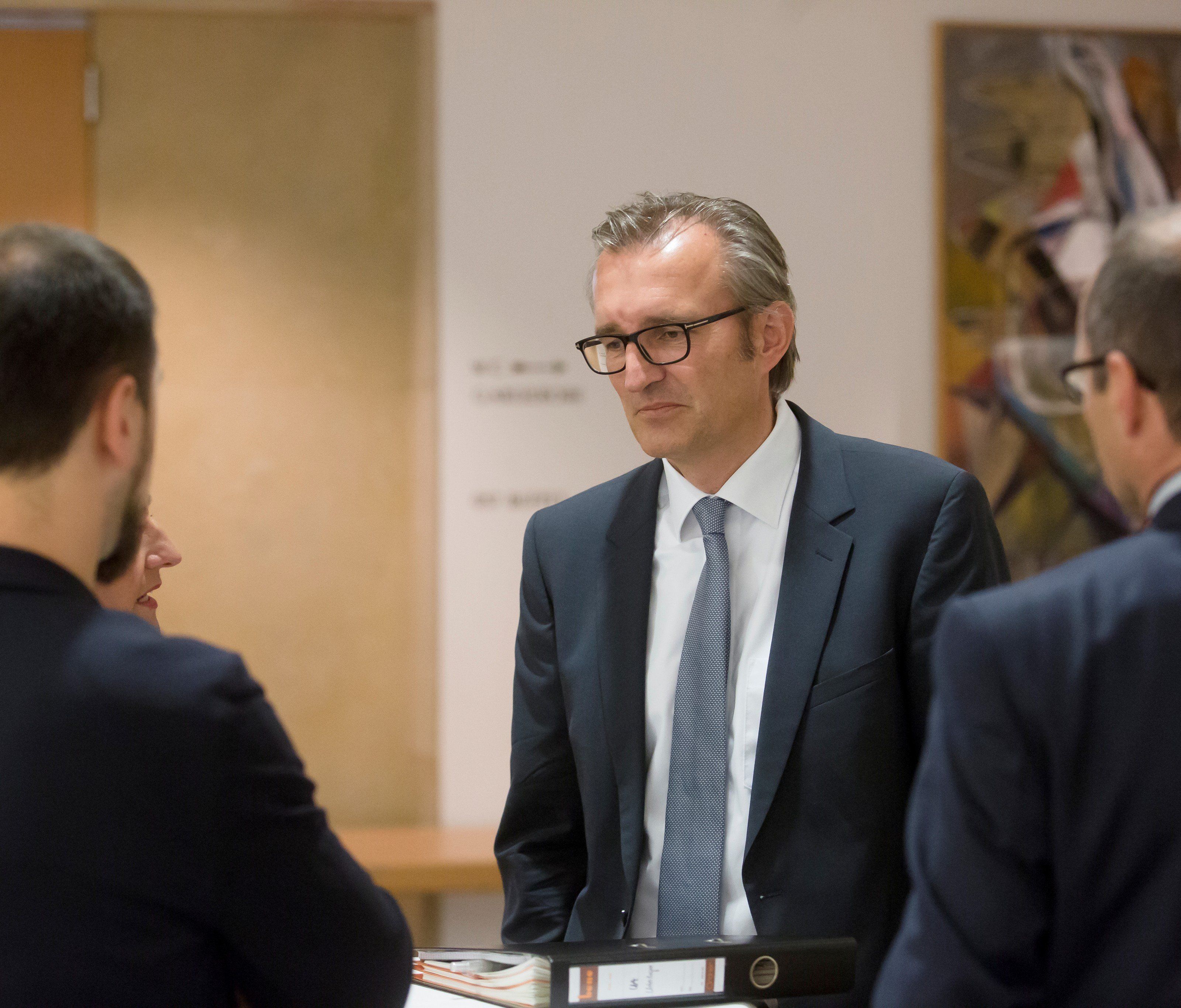 Am Donnerstag tagt der Hypo-U-Ausschuss. Am Donnerstag tagt der Hypo-U-Ausschuss.