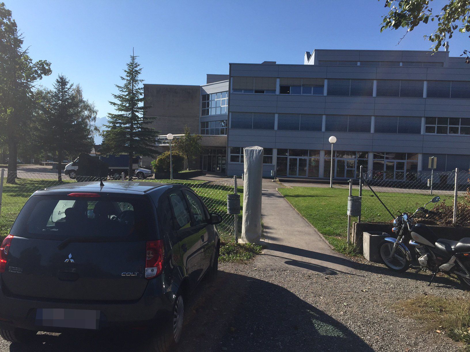 Ab 11. Dezember muss am HTL-Schülerparkplatz für das Parken bezahlt werden. Ab 11. Dezember muss am HTL-Schülerparkplatz für das Parken bezahlt werden.