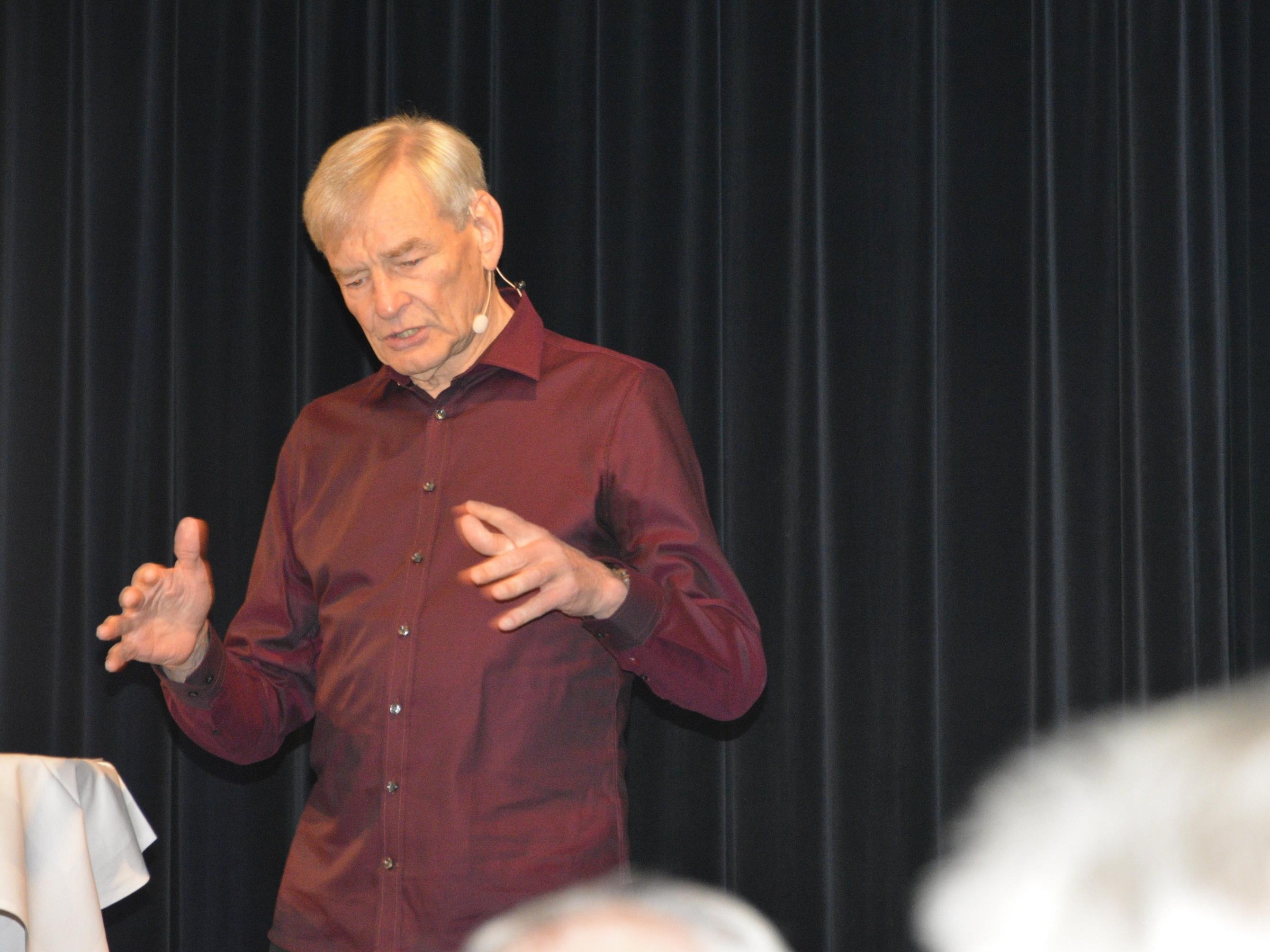 Heinz Rüf sorgte mit einem anspruchsvollen Vortragsabend für ein begeistertes Publikum im Kulturhaus.