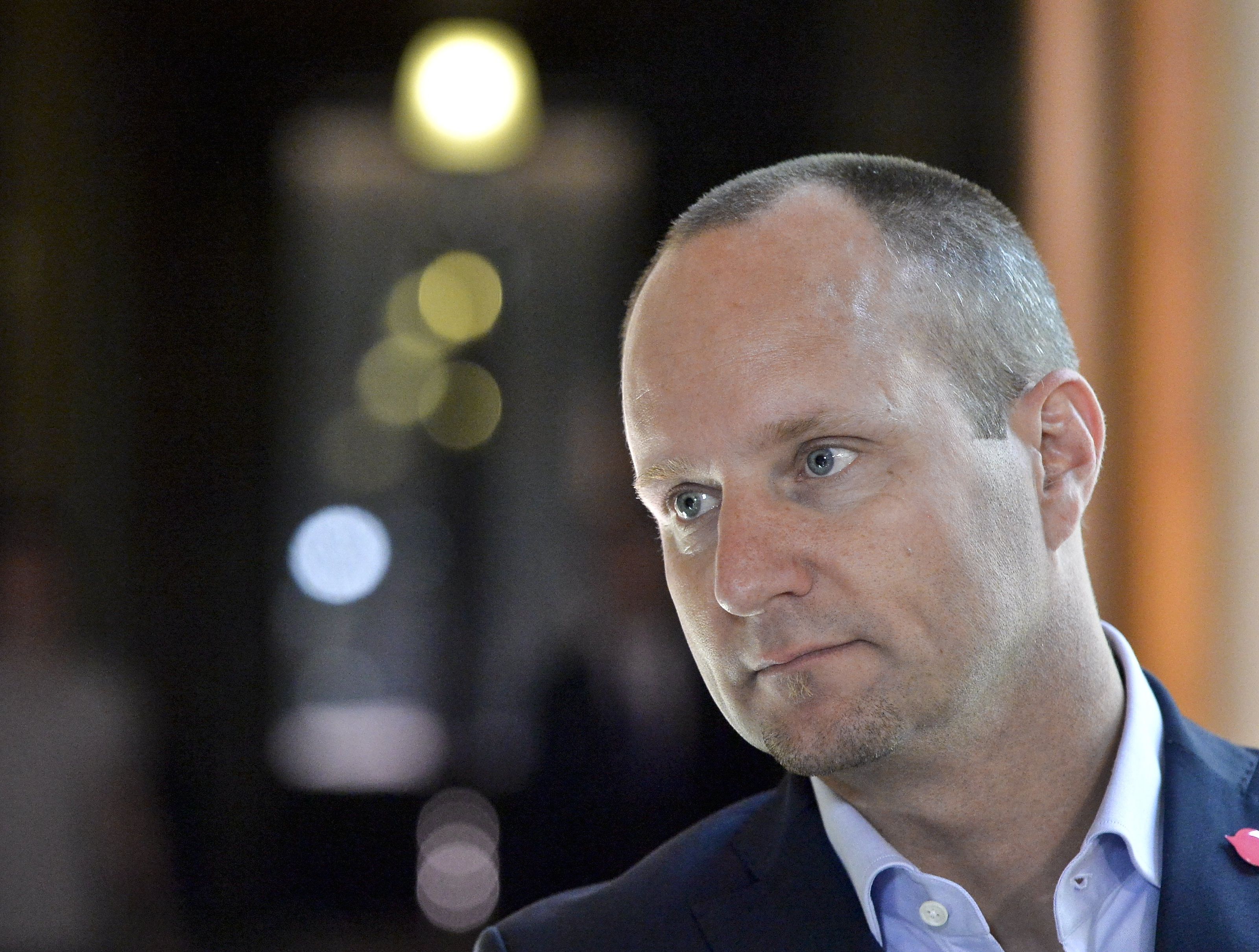 Haselsteiner soll Druck auf Strolz ausgeübt haben. Haselsteiner soll Druck auf Strolz ausgeübt haben.