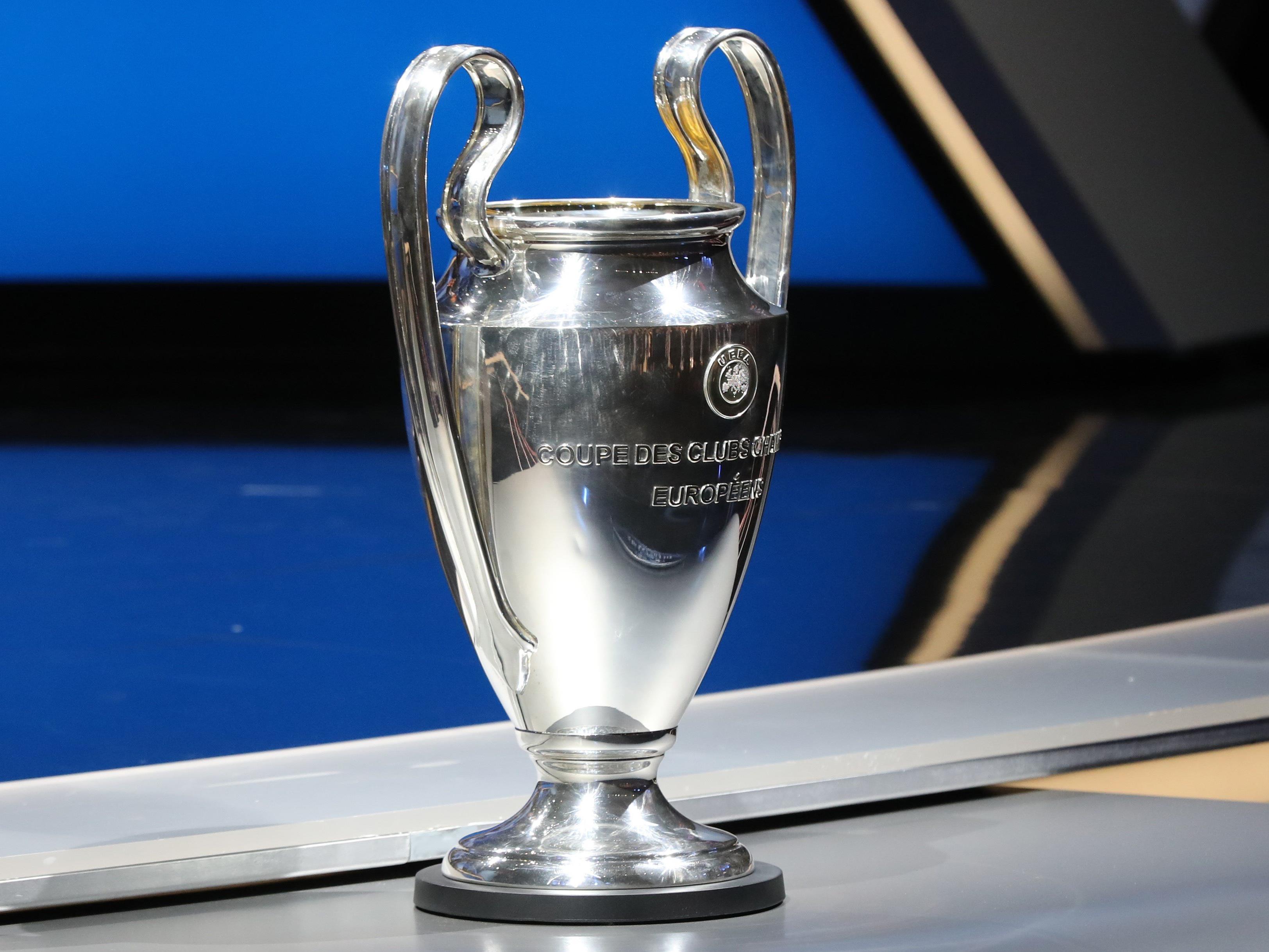 Der Champions-League-Pokal, die begehrteste Trophäe im europäischen Klubfußball.