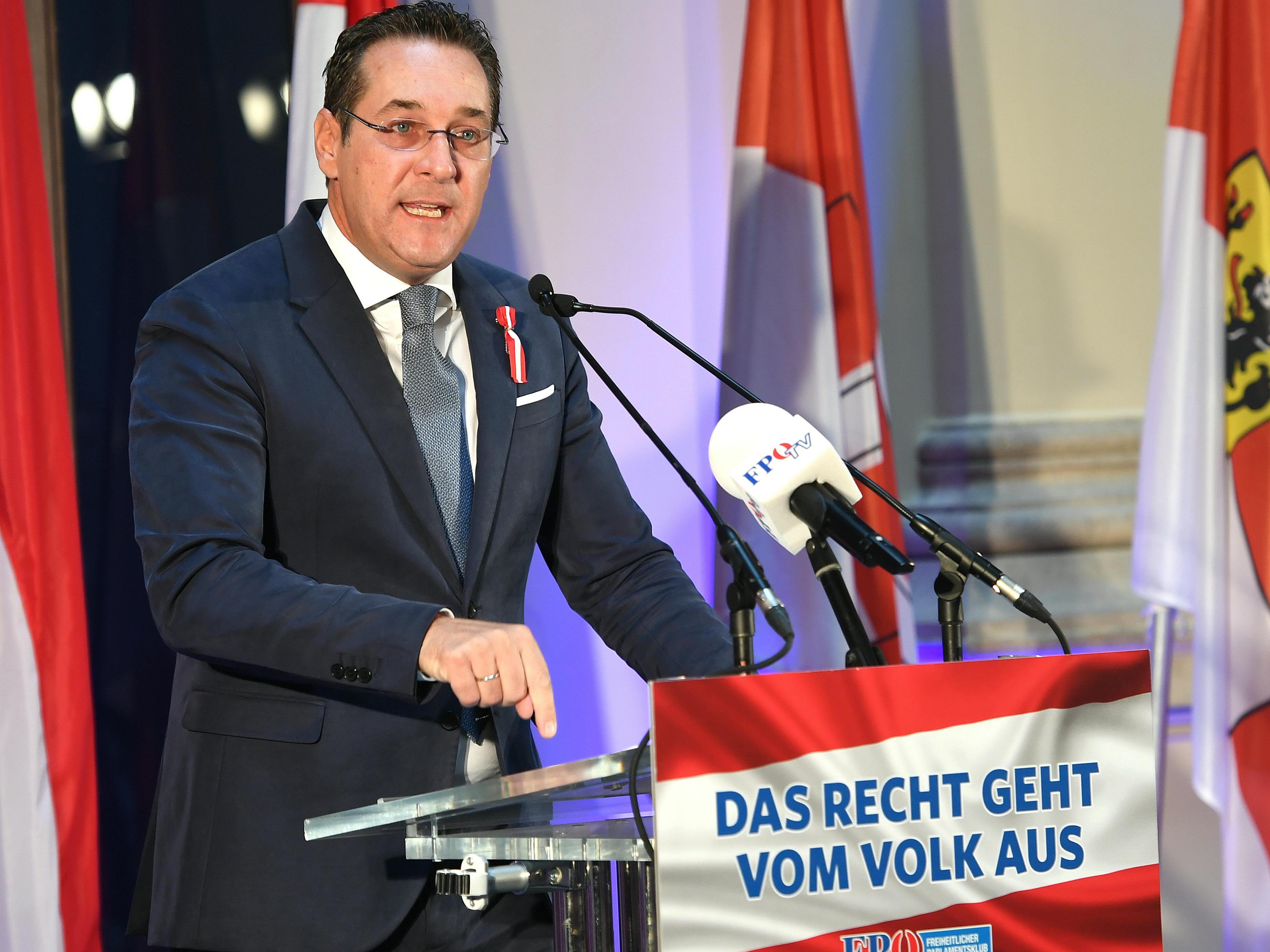 FPÖ-Bundesparteiobmann Heinz-Christian Strache bei seiner Rede am Montag.