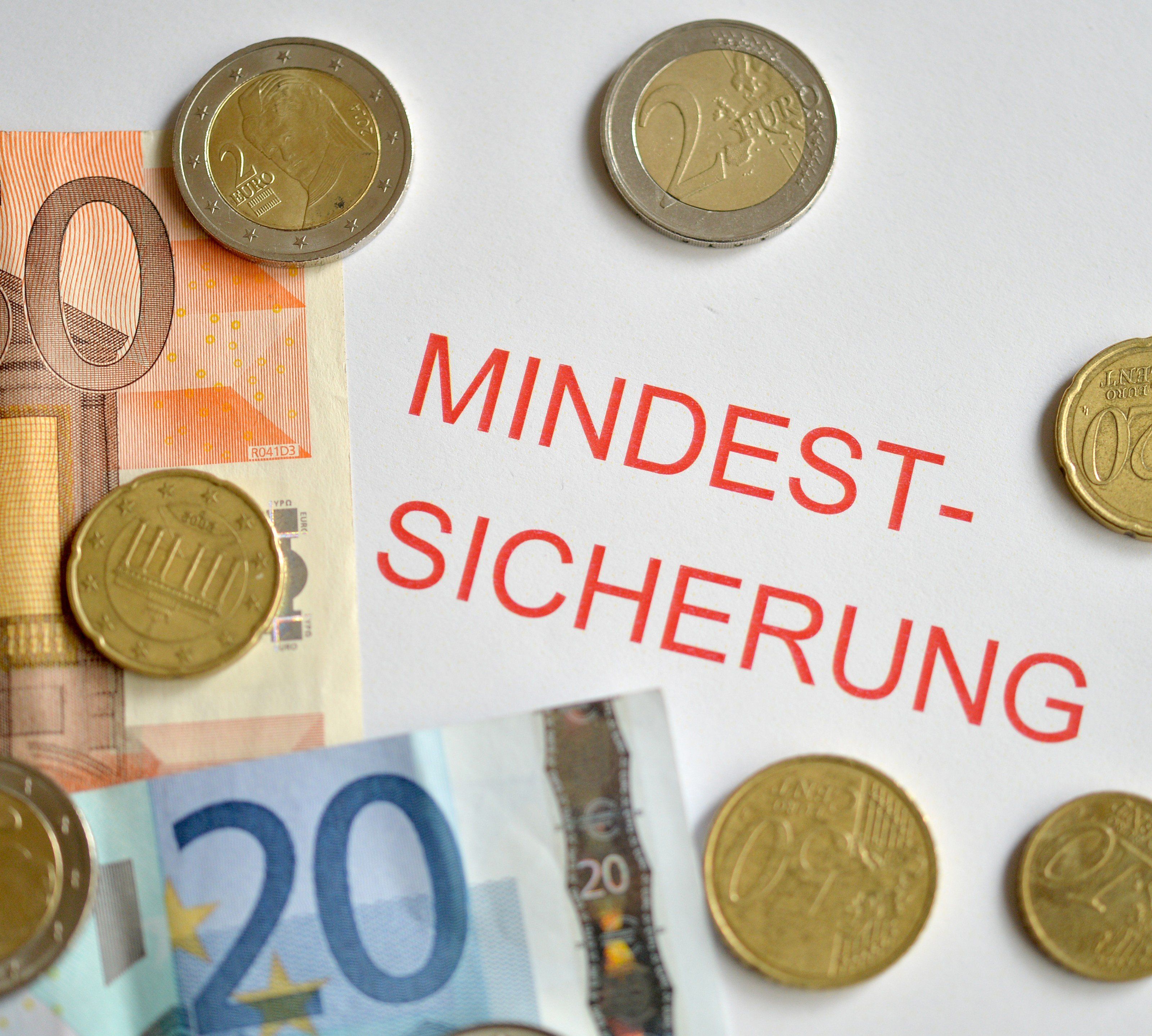 Die Ländle-Parteien sind sich zum Thema Mindestsicherung uneins. Die Ländle-Parteien sind sich zum Thema Mindestsicherung uneins.