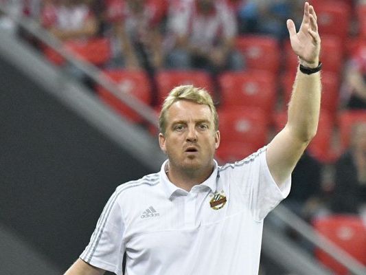 Rapid-Trainer Mike Büskens hofft gegen Altach auf die Trendwende. Rapid-Trainer Mike Büskens hofft gegen Altach auf die Trendwende.