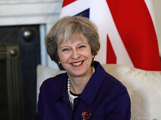 Premierministerin May kündigte an, den Antrag bis Ende März zu stellen