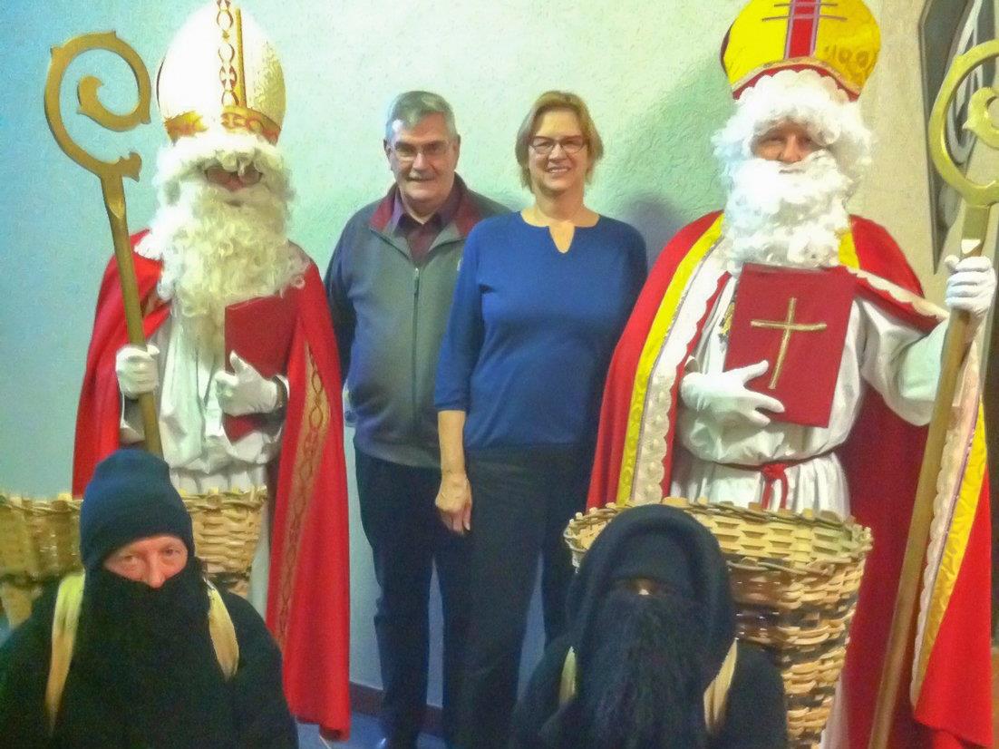 Monika und Gustav Schreiber organisieren auch heuer wieder die Nikolausbesuche in Vandans.
