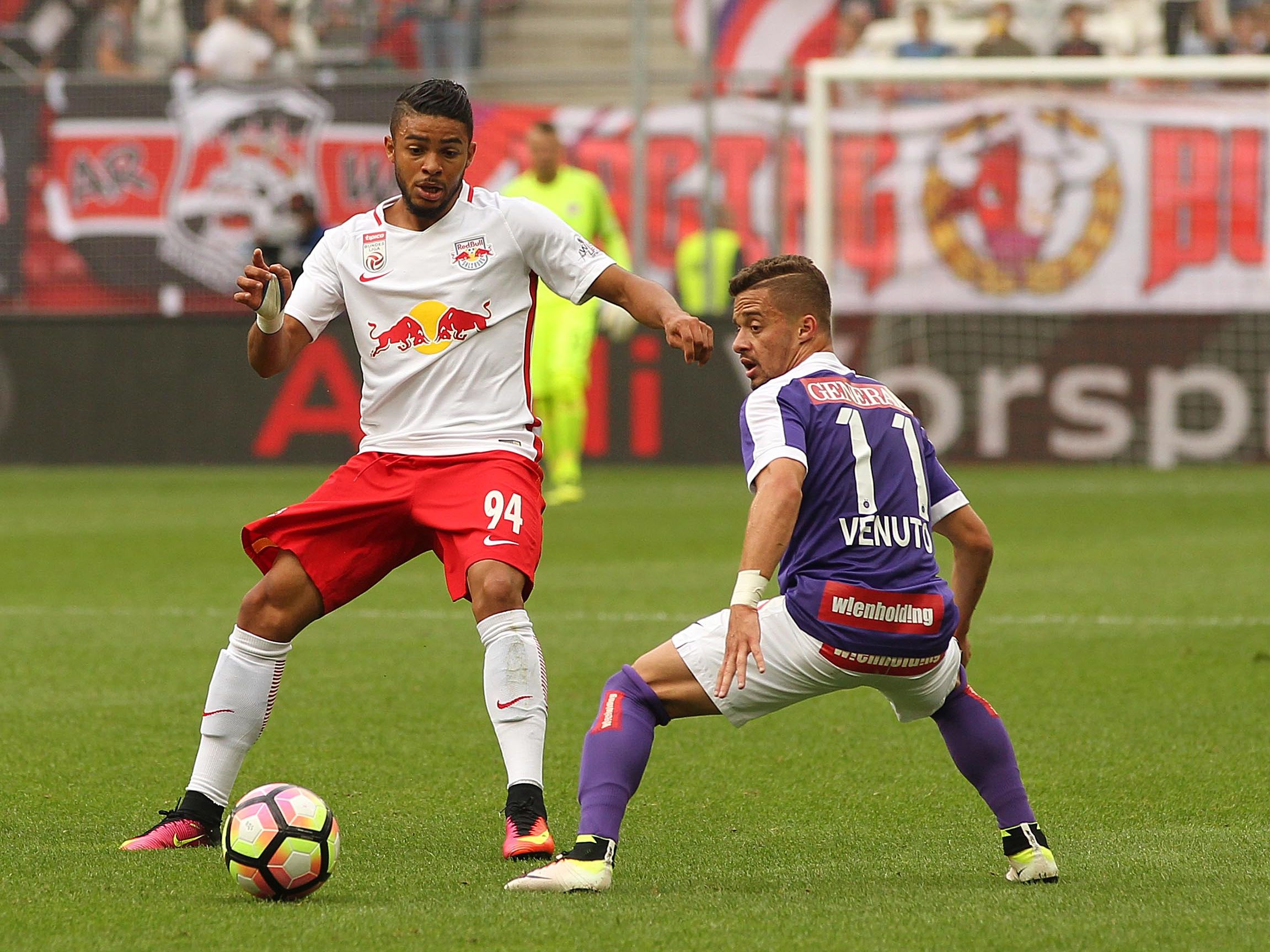 LIVE-Ticker zum Spiel Austria Wien gegen Red Bull Salzburg ab 20.30 Uhr. LIVE-Ticker zum Spiel Austria Wien gegen Red Bull Salzburg ab 20.30 Uhr.