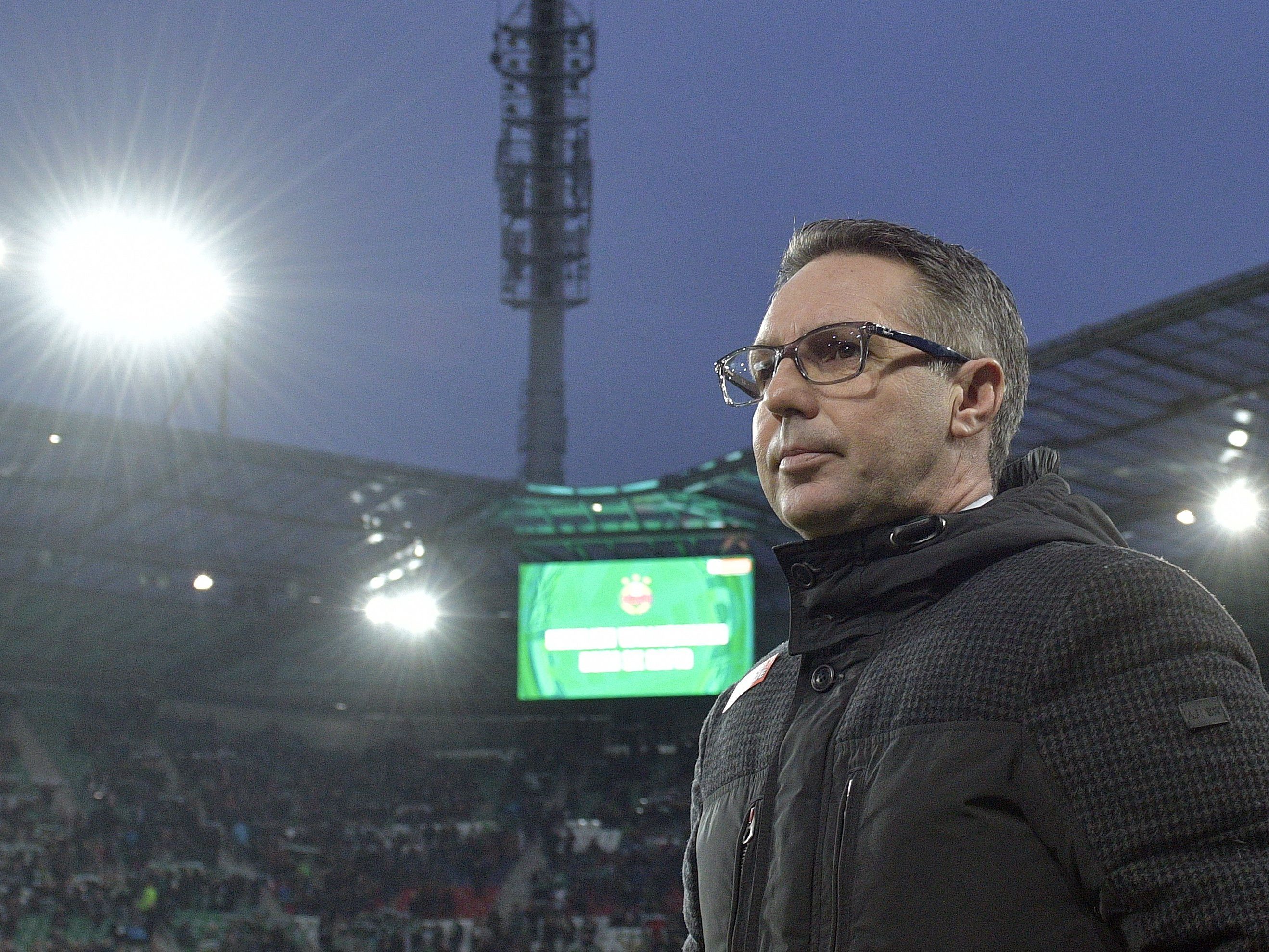 Damir Canadi hat mit Rapid einen Fehlstart hingelegt. Damir Canadi hat mit Rapid einen Fehlstart hingelegt.