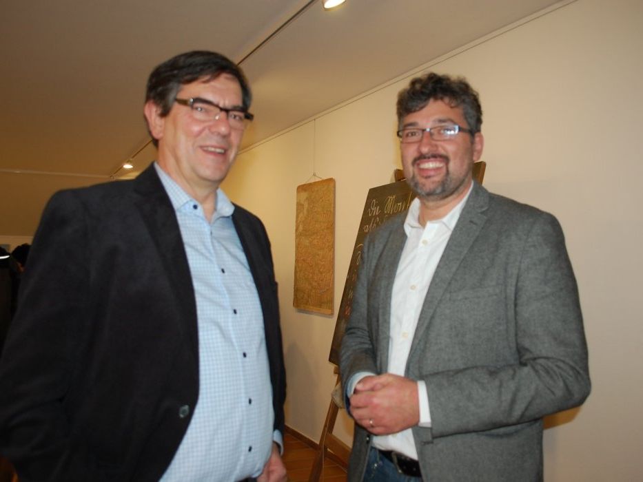 Zahlreiche Interessierte waren zu der Eröffnung der Winterausstellung ins Heimatmuseum in Schruns gekommen Zahlreiche Interessierte waren zu der Eröffnung der Winterausstellung ins Heimatmuseum in Schruns gekommen