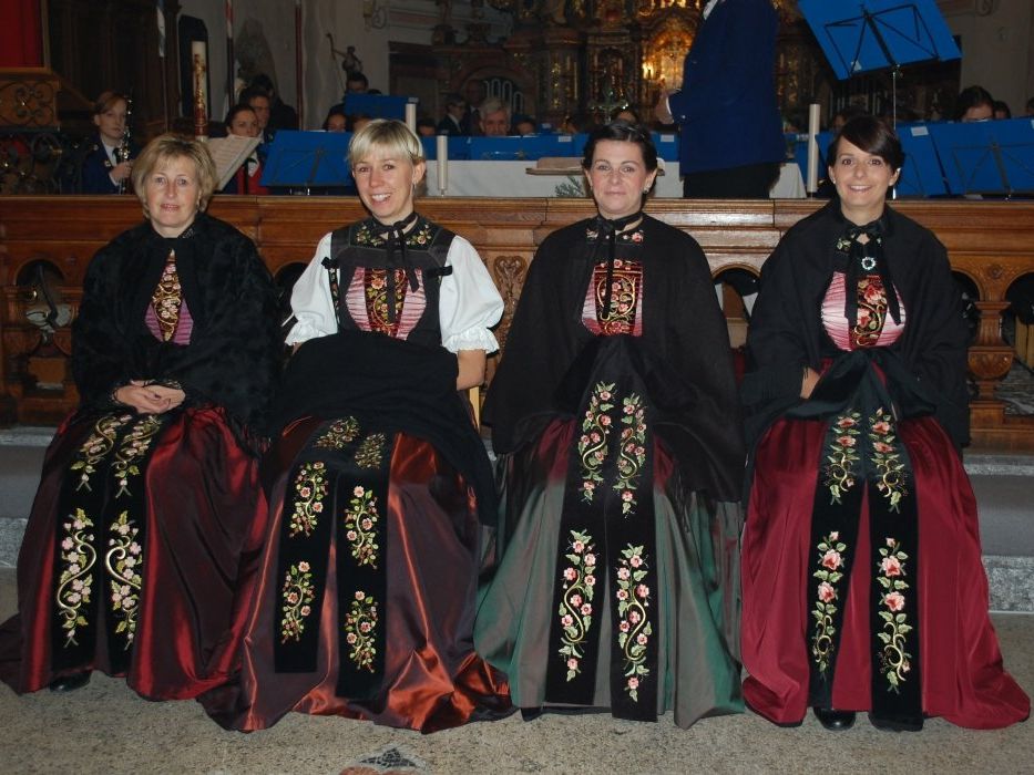 Die Harmoniemusik lud zum Konzert „Tempora mutantur, nos et mutamur in illis“. Die Harmoniemusik lud zum Konzert „Tempora mutantur, nos et mutamur in illis“.