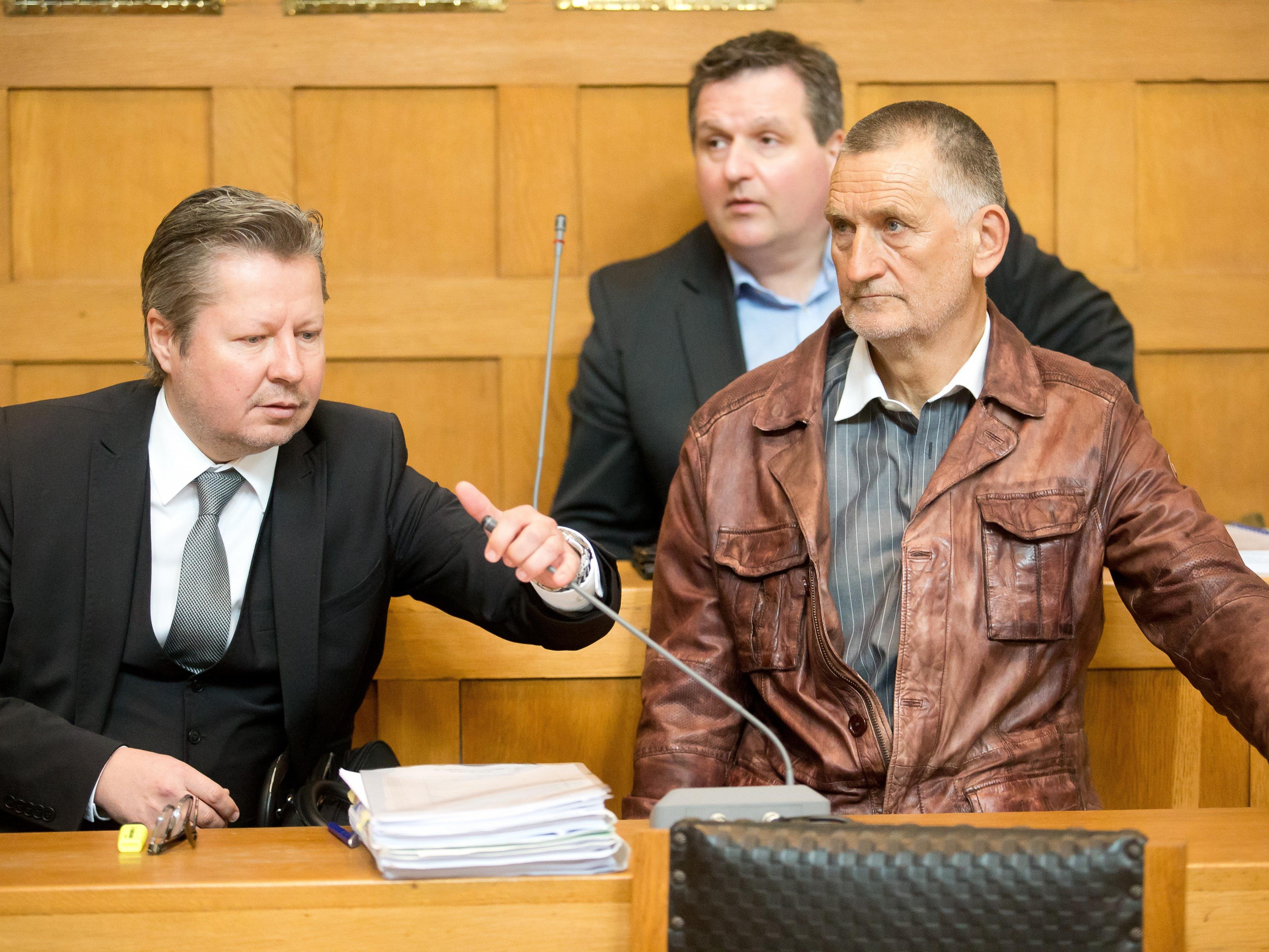Edelbert Meusburger (r.) wurde im Mai 2015 zu 30 Monaten Haft, davon zehn unbedingt, verurteilt.