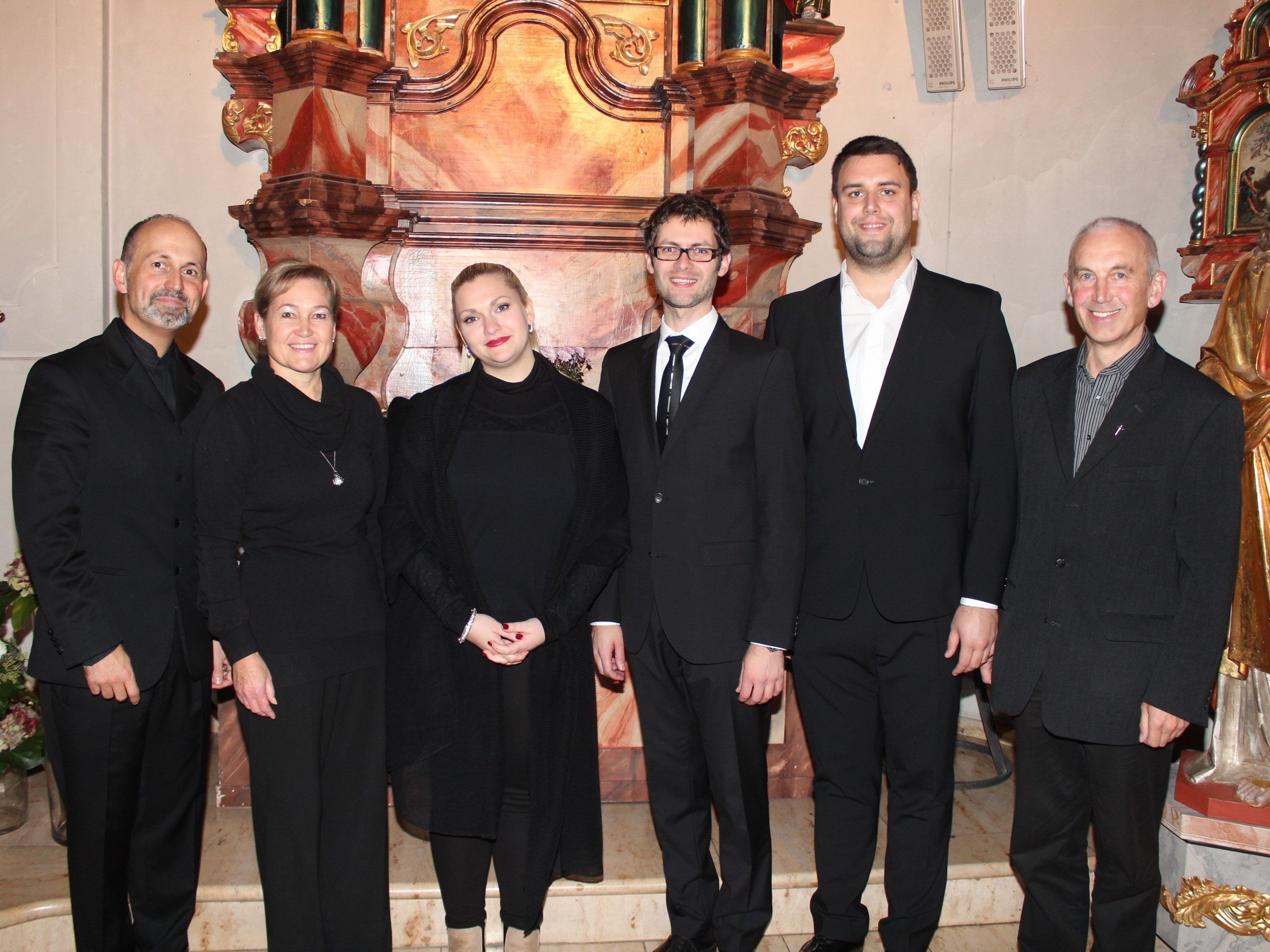 Benjamin Lack, Birgit Plankel, Veronika Dünser, David Burgstaller, Martin Summer, Paul Burtscher. Benjamin Lack, Birgit Plankel, Veronika Dünser, David Burgstaller, Martin Summer, Paul Burtscher.