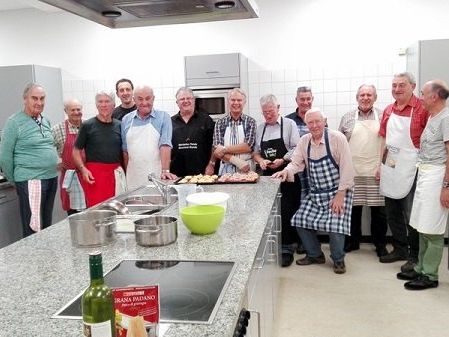 Schon der 11. PV-Männerkochkurs des PVÖ Schruns. Schon der 11. PV-Männerkochkurs des PVÖ Schruns.