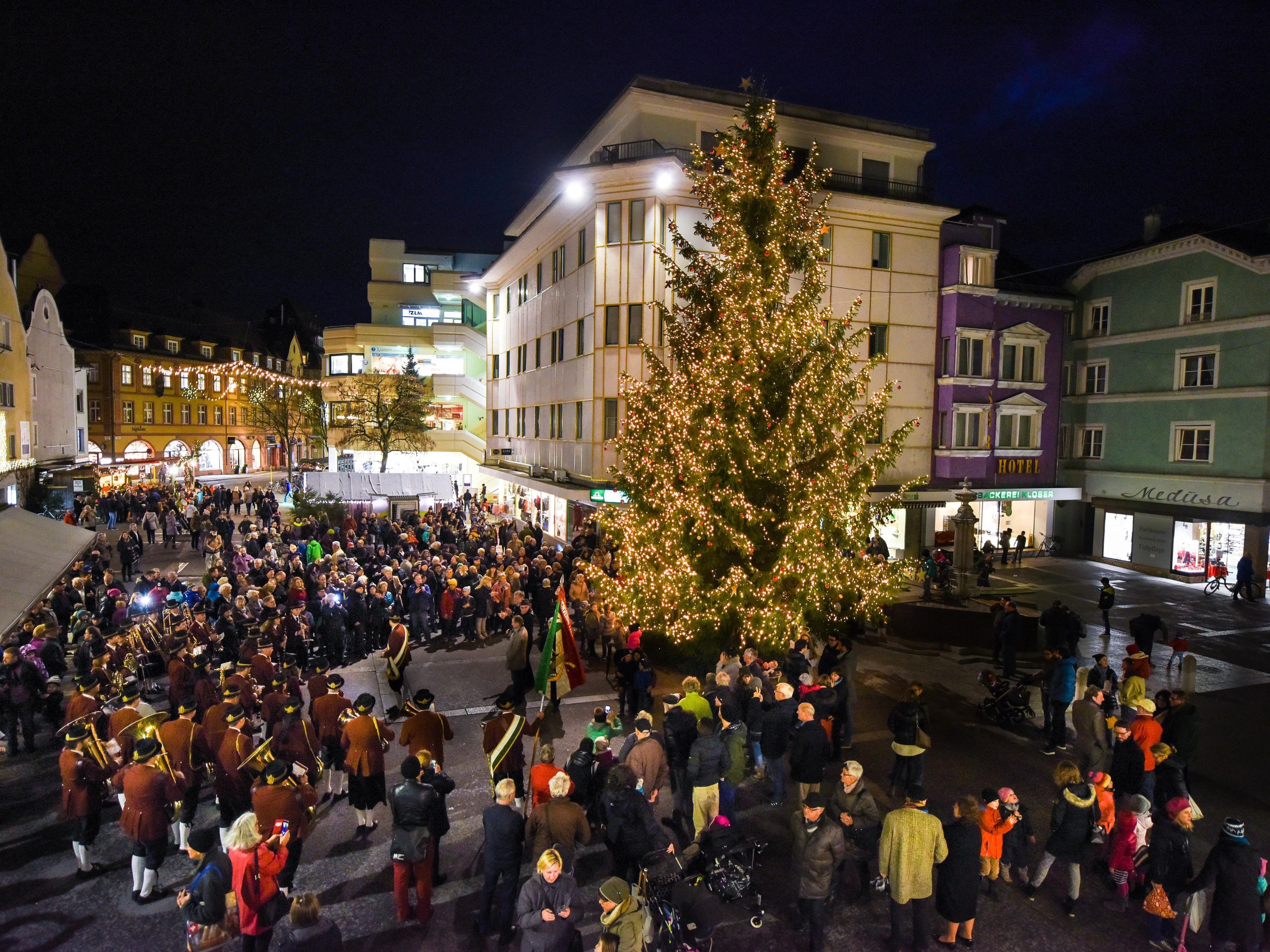 Der Bregenzer Weihnachtsmarkt ist eröffnet.