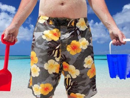 Einem Yale-Professor zufolge soll der Bierbauch den Sixpack in Sachen Attraktivität abgelöst haben. Einem Yale-Professor zufolge soll der Bierbauch den Sixpack in Sachen Attraktivität abgelöst haben.