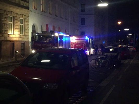 Die Feuerwehr löschte einen Brand in der Marxergasse. Die Feuerwehr löschte einen Brand in der Marxergasse.