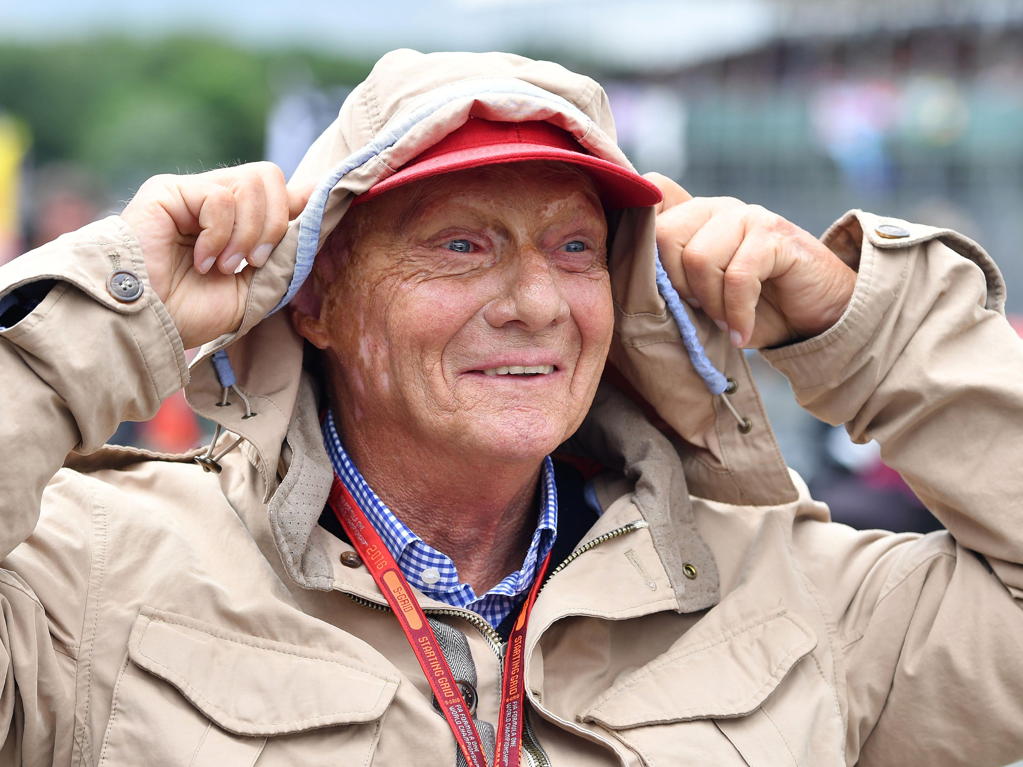 Niki Lauda kann den wetterbedingten Rennabbruch beim Grand Prix von Brasilien in Sao Paulo nicht verstehen.
