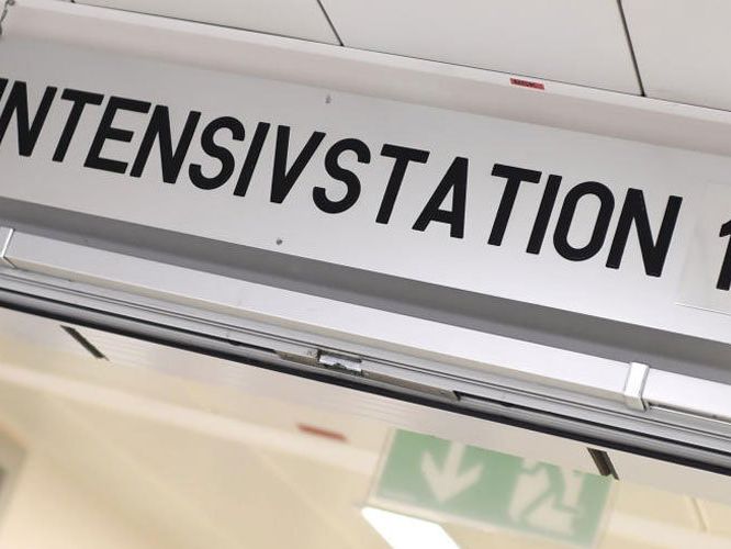 Die Volksschülerin sei bereits vergangene Woche ins Spital eingeliefert worden. Die Volksschülerin sei bereits vergangene Woche ins Spital eingeliefert worden.