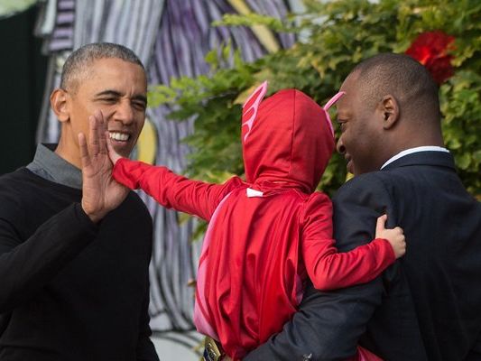US-Präsident Obama feierte Halloween. US-Präsident Obama feierte Halloween.