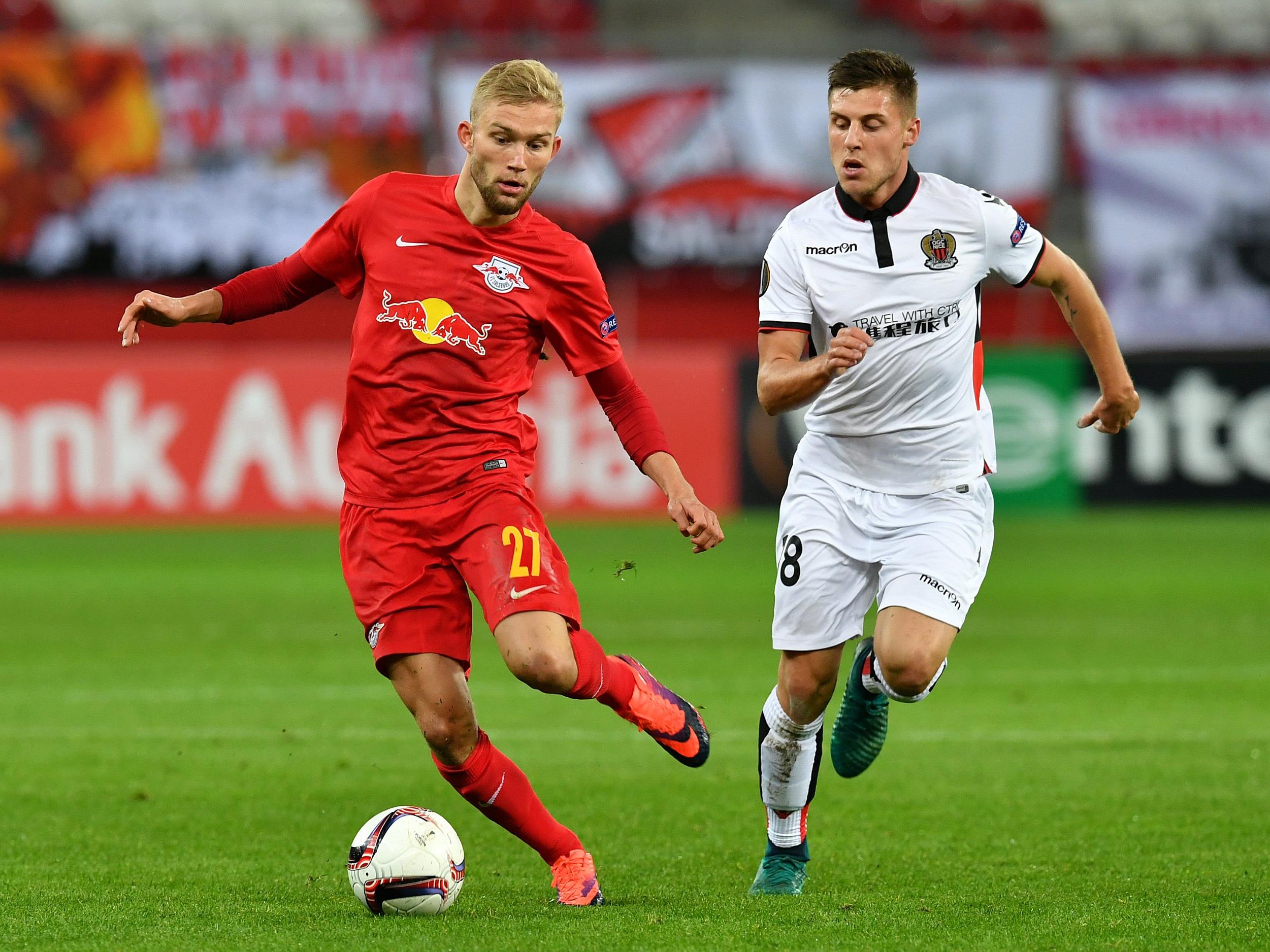 Red Bull Salzburg steht in Nizza unter Druck. Red Bull Salzburg steht in Nizza unter Druck.