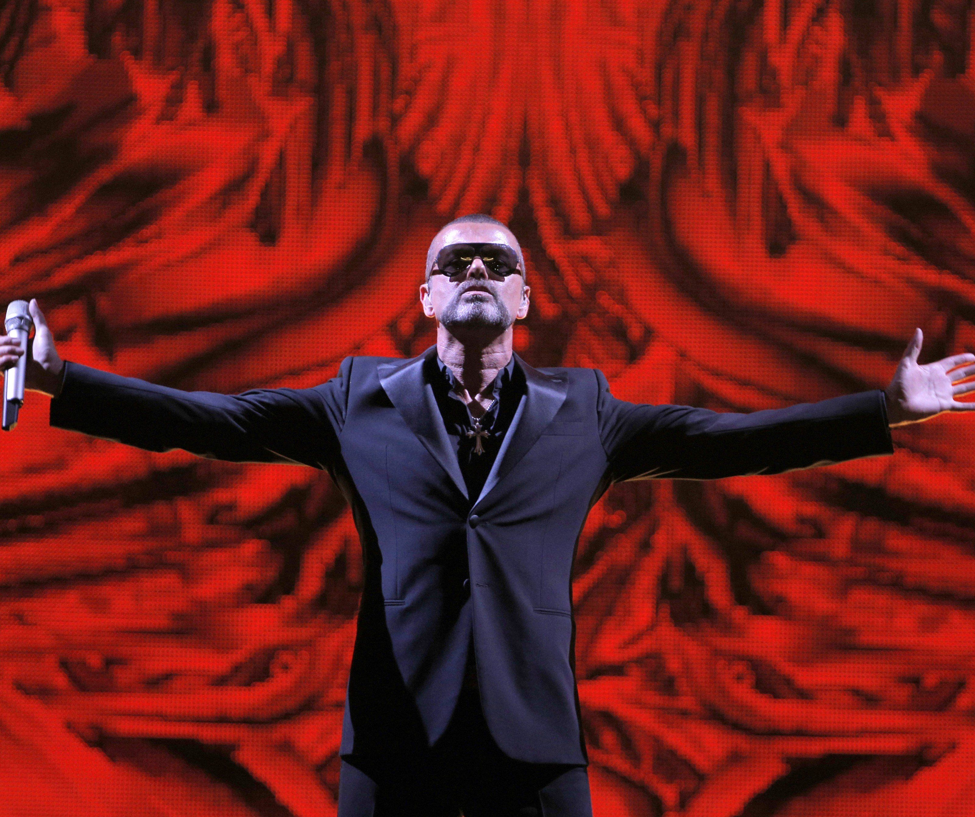 Popstar George Michael ist tot. Popstar George Michael ist tot.