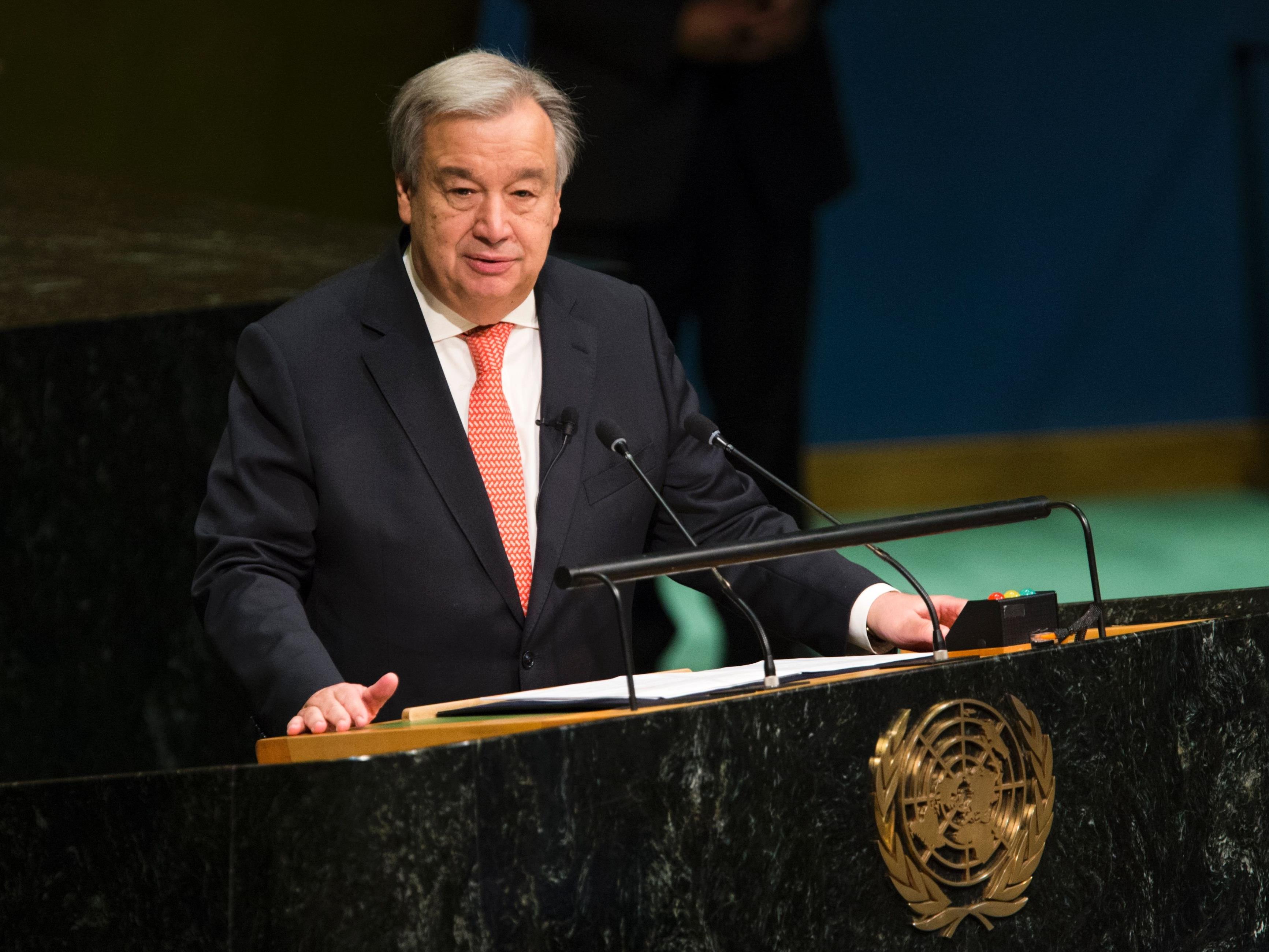 Antonio Guterres legte seinen Amtseid als neuer EU-Generalsekräter ab.