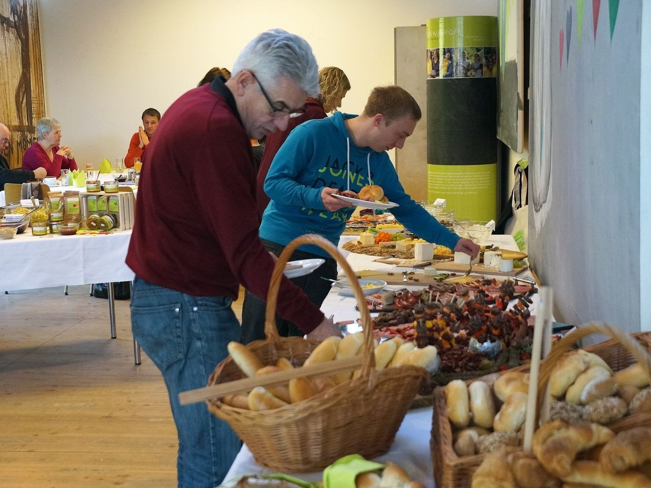 Der Biobrunch am Sunnahof bietet allerhand regionale Köstlichkeiten. Der Biobrunch am Sunnahof bietet allerhand regionale Köstlichkeiten.