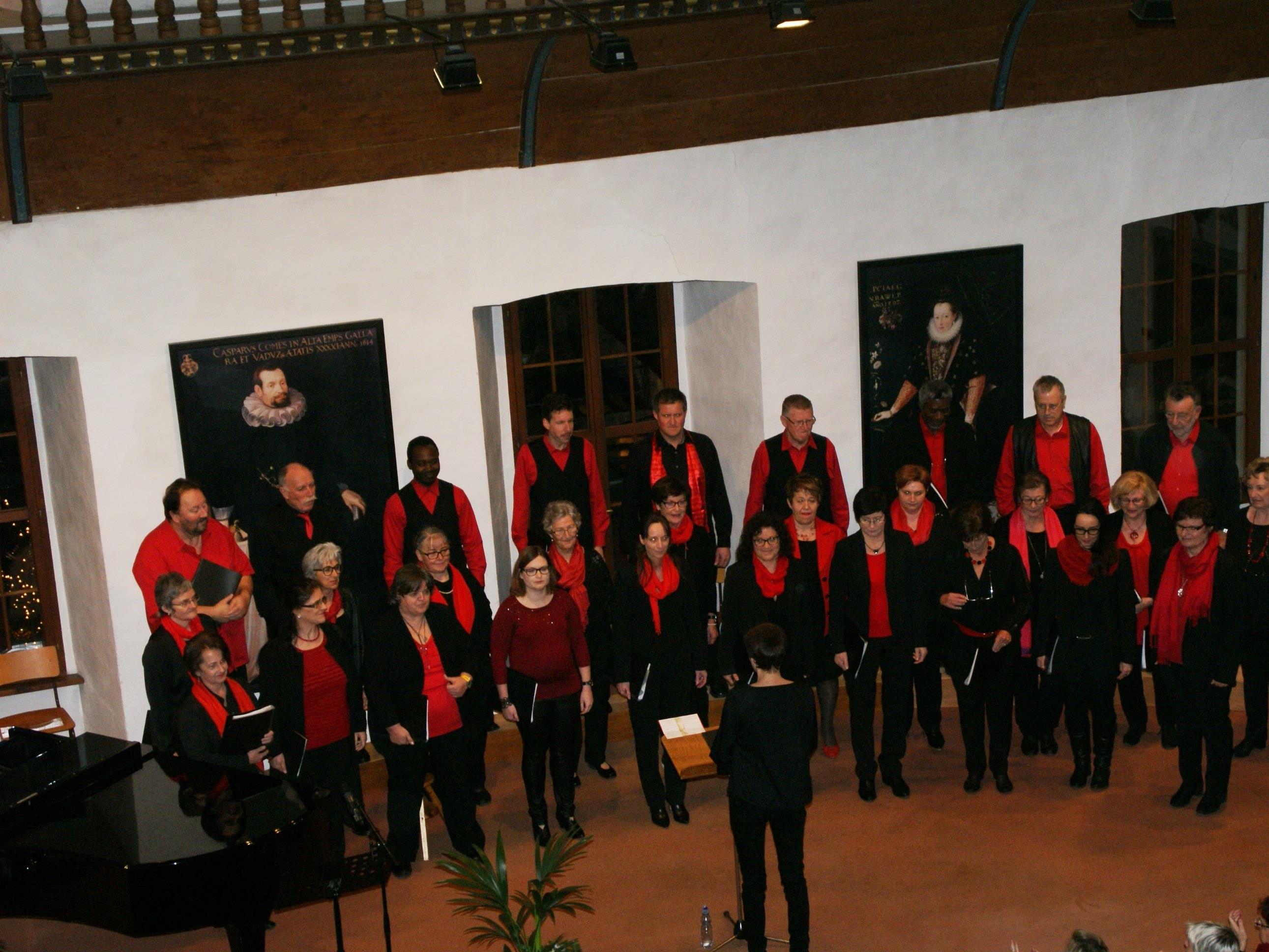 Die Nibelungenhort-Sänger entführten ihre Gäste zu einer musikalische Weihnachtsreise!
