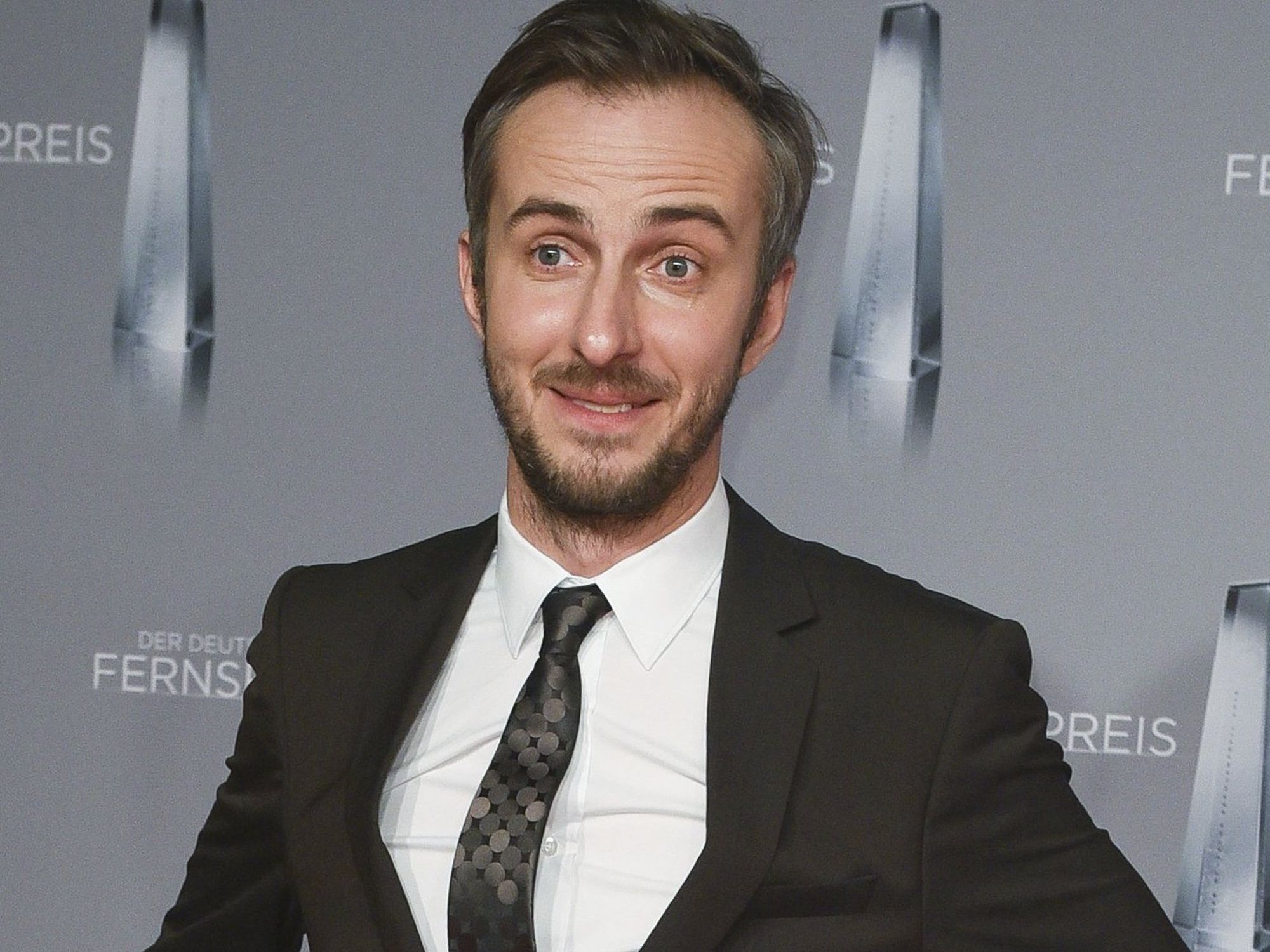 Jan Büöhmermann ist der Mann des Jahres 2016. Jan Büöhmermann ist der Mann des Jahres 2016.