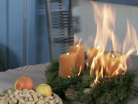 Ein brennender Adventskranz war Ursache für einen Brand in Schruns. Ein brennender Adventskranz war Ursache für einen Brand in Schruns.