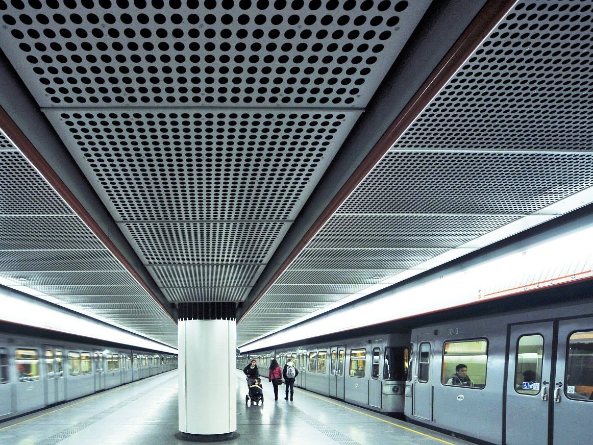 Die U3-Station Johnstraße wurde vorübergehend gesperrt. Die U3-Station Johnstraße wurde vorübergehend gesperrt.