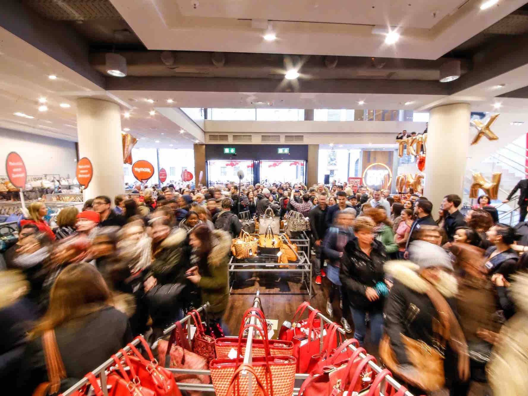 Die neue TK-Maxx-Filiale eröffnet im Gewerbepark Stadlau. Die neue TK-Maxx-Filiale eröffnet im Gewerbepark Stadlau.