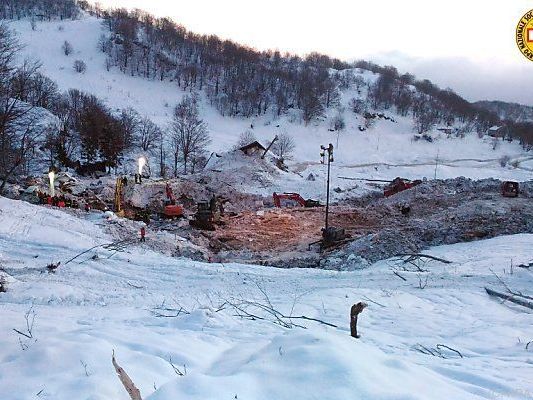 Elf Menschen überlebten die Katastrophe Elf Menschen überlebten die Katastrophe