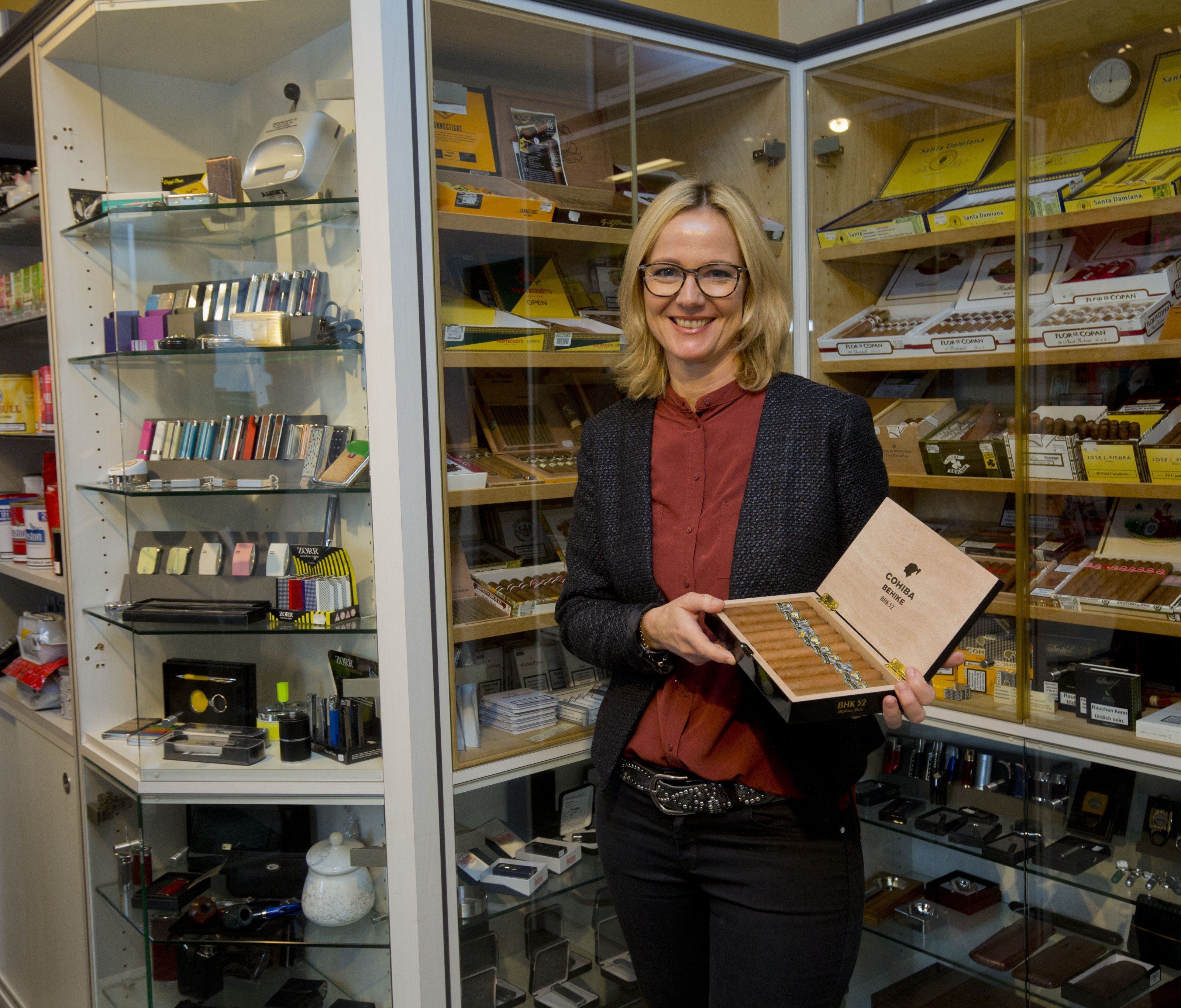 Ursula Uecker im Livetalk zum diskutierten Rauchverbot. Ursula Uecker im Livetalk zum diskutierten Rauchverbot.