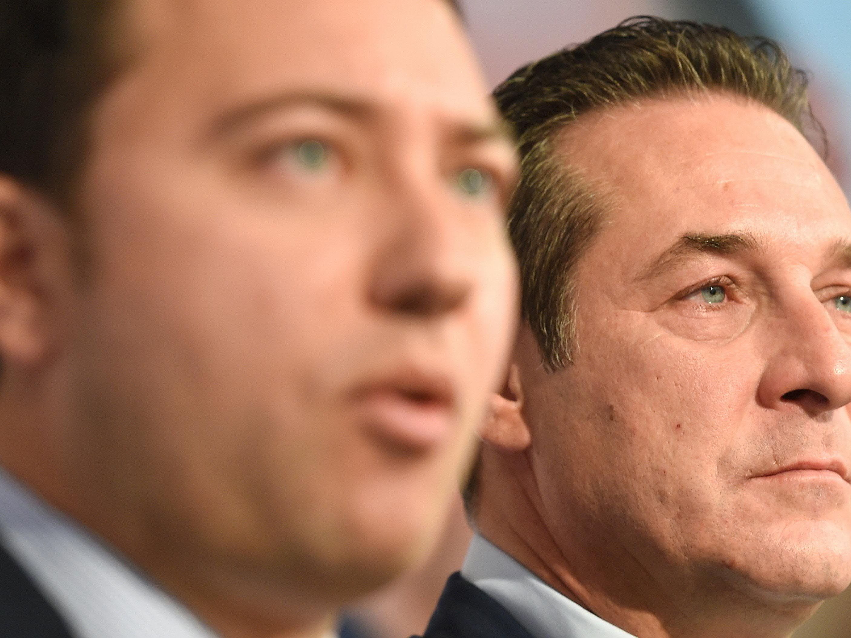 FPÖ-Wirtschaftsprogramm mit Fokus auf Handwerk und Lehre. FPÖ-Wirtschaftsprogramm mit Fokus auf Handwerk und Lehre.