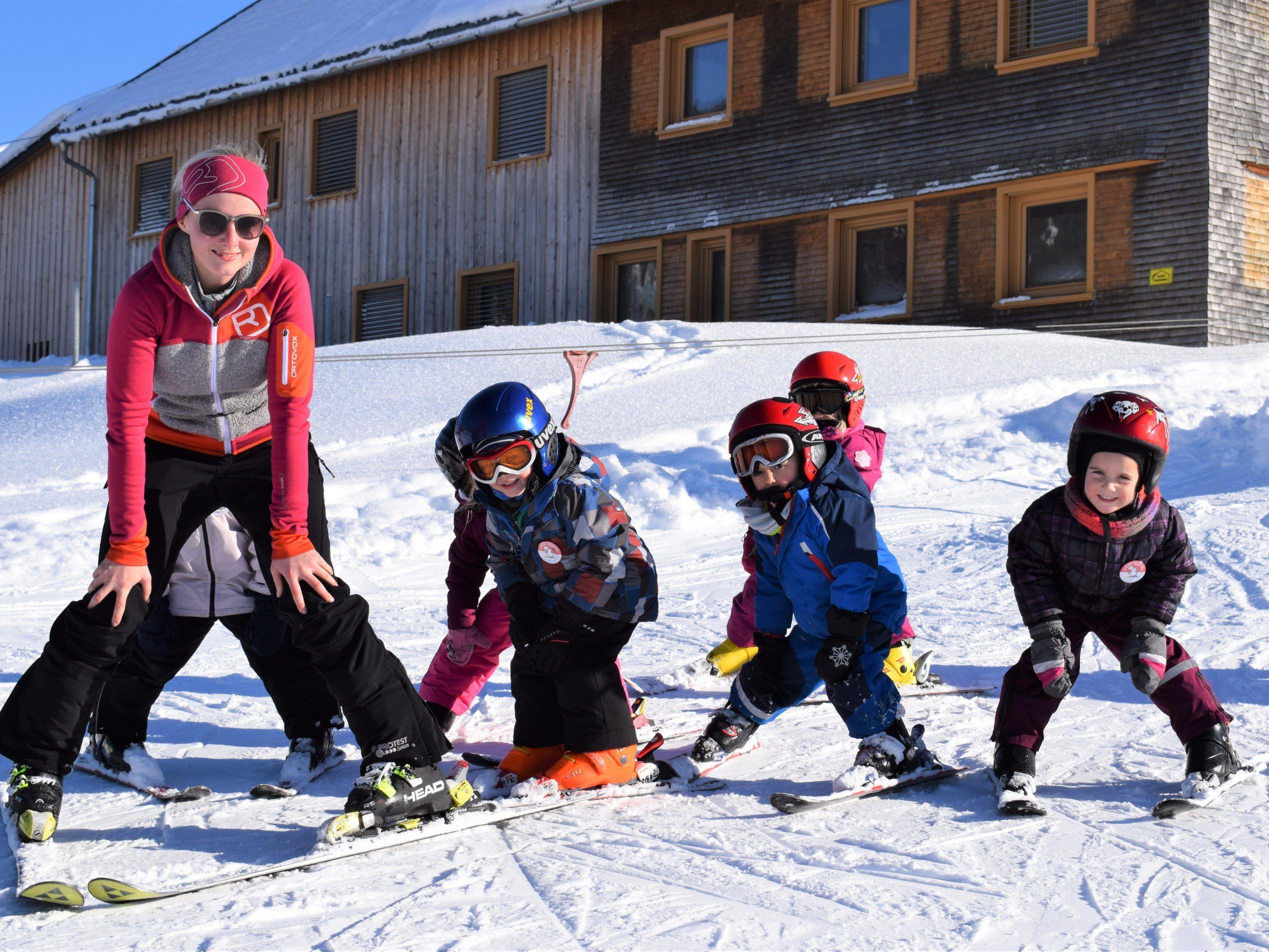 Im Kinderland macht Schifahren den kleinen Wintersportlern richtig Spaß.