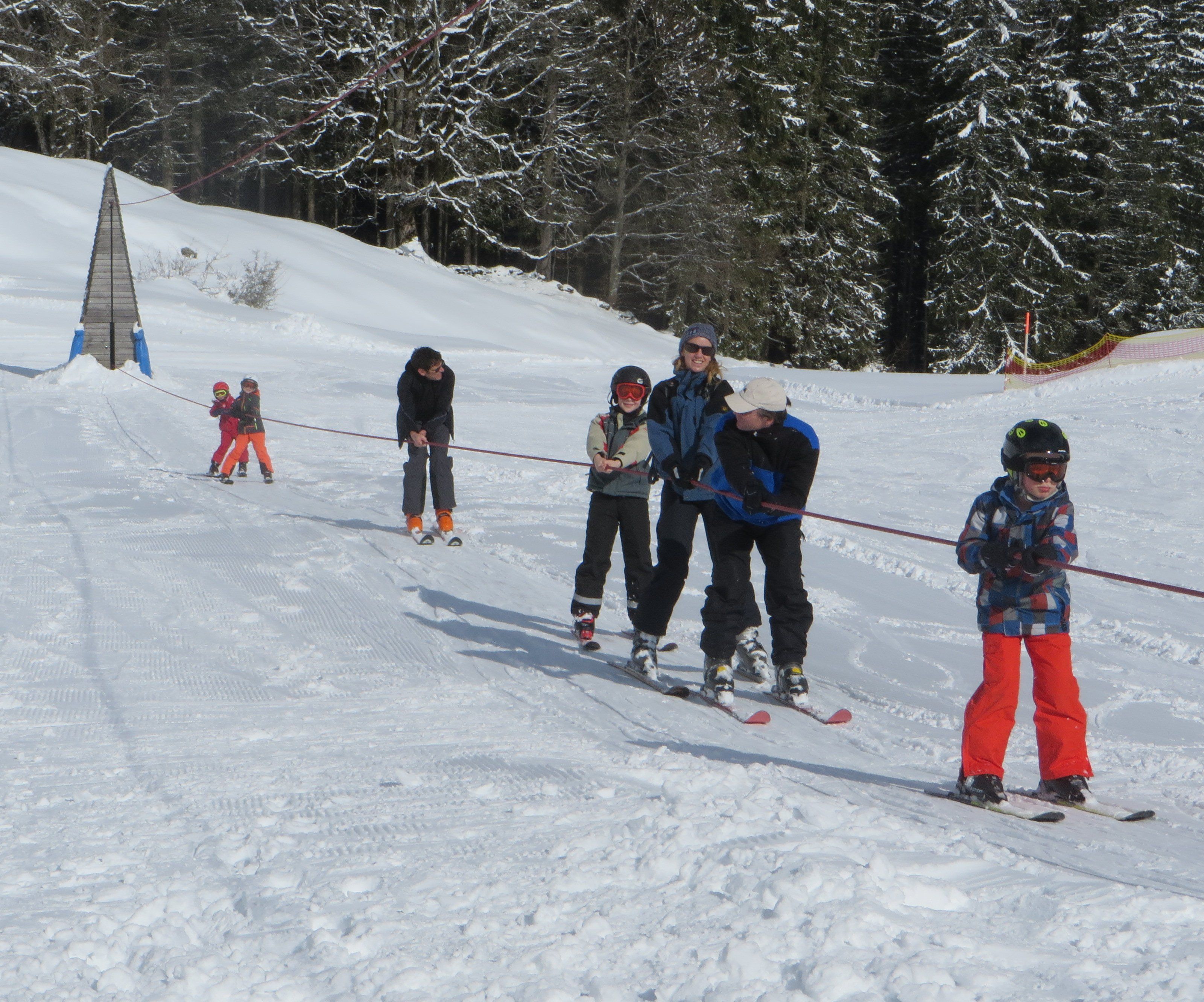 Das Familienskigebiet Millrütte nimmt am Dreikönigstag seinen Betrieb auf..... Das Familienskigebiet Millrütte nimmt am Dreikönigstag seinen Betrieb auf.....