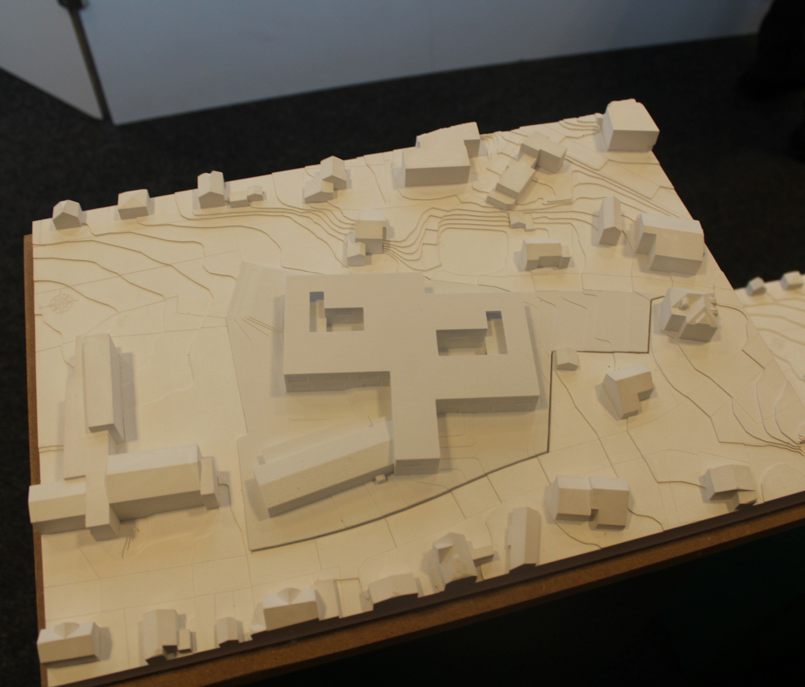 Bestgewerteter Entwurf für das Bildungszentrum Hofen Bestgewerteter Entwurf für das Bildungszentrum Hofen