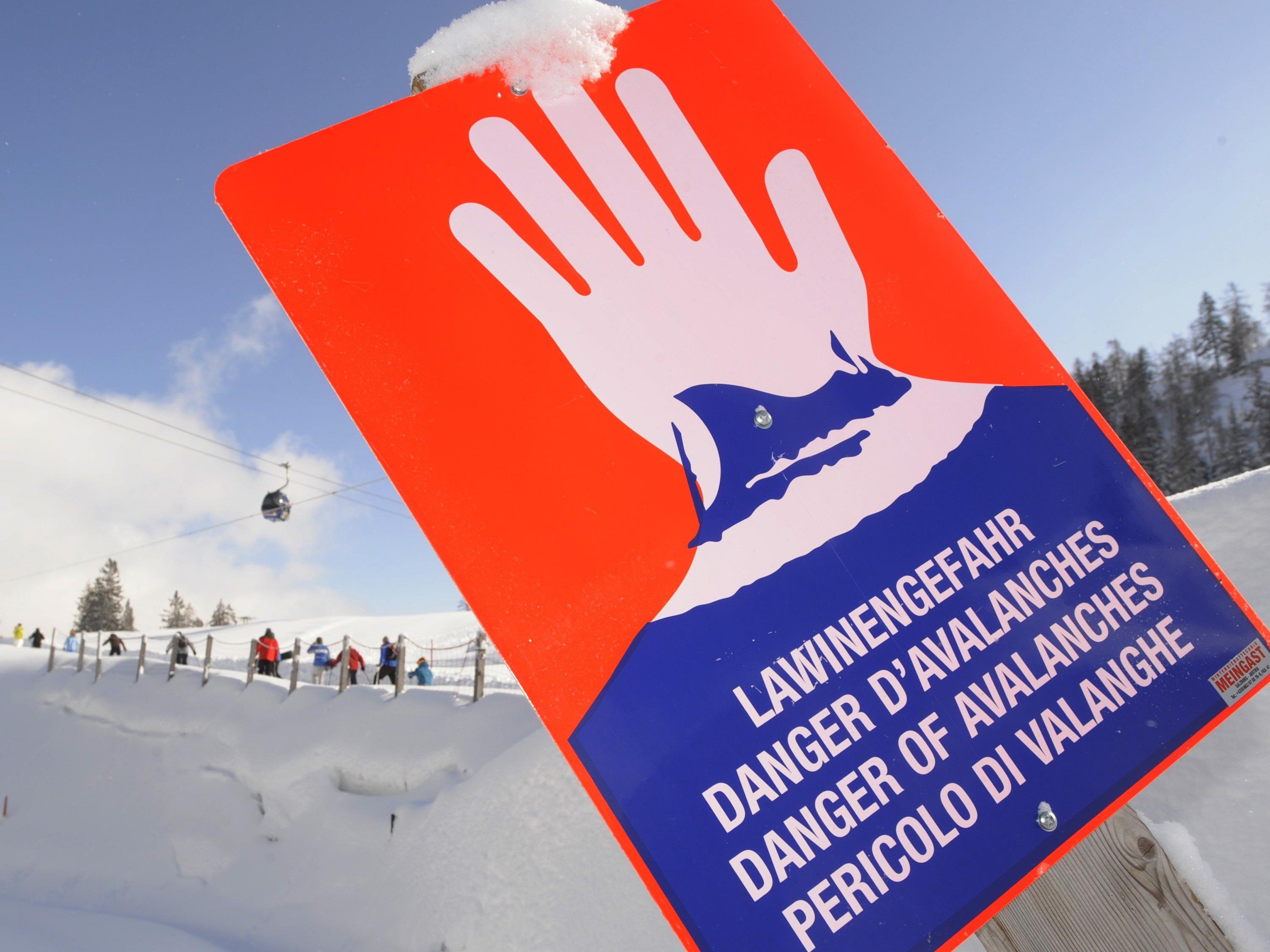 Derzeit herrscht in Vorarlberg erhebliche Lawinengefahr der Stufe 3.